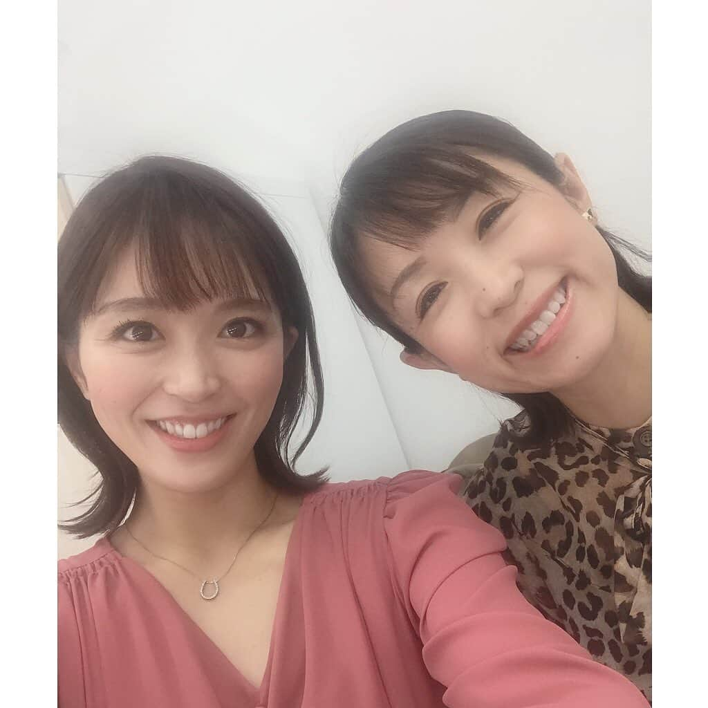 豊崎なつきさんのインスタグラム写真 - (豊崎なつきInstagram)「*  2022年初Pintは 大好きな菊さんと一緒でした♡  寅年だけに ヒョウ柄ブラウスを着ている 菊さんさすがです🙇‍♀️✨✨  今年もたくさん共演できたらいいなー❤︎︎**   #nbc #長崎放送 #pint #豊﨑なつき #菊さん #アナウンサー #キャスター #生放送」1月4日 21時19分 - natsuki_toyosaki