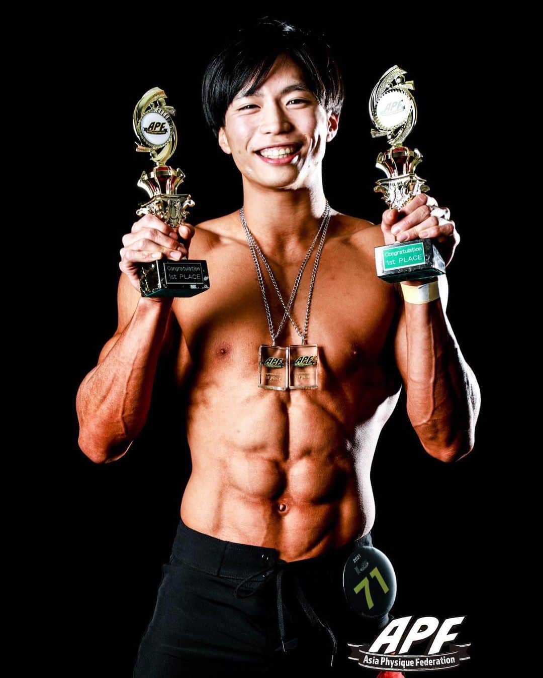 梶原颯さんのインスタグラム写真 - (梶原颯Instagram)「APF （Asia Physique Federation）　今年も勝つ💪  身体作り　引き続き頑張ります💪  next→2月23日　APF 神奈川🔥  #muscletechjapan #xtendjapan #TEAMJAPAN栄養士 #TEAMJAPAN理学療法士 #ALLJAPAN」1月5日 17時16分 - hayate_kajihara