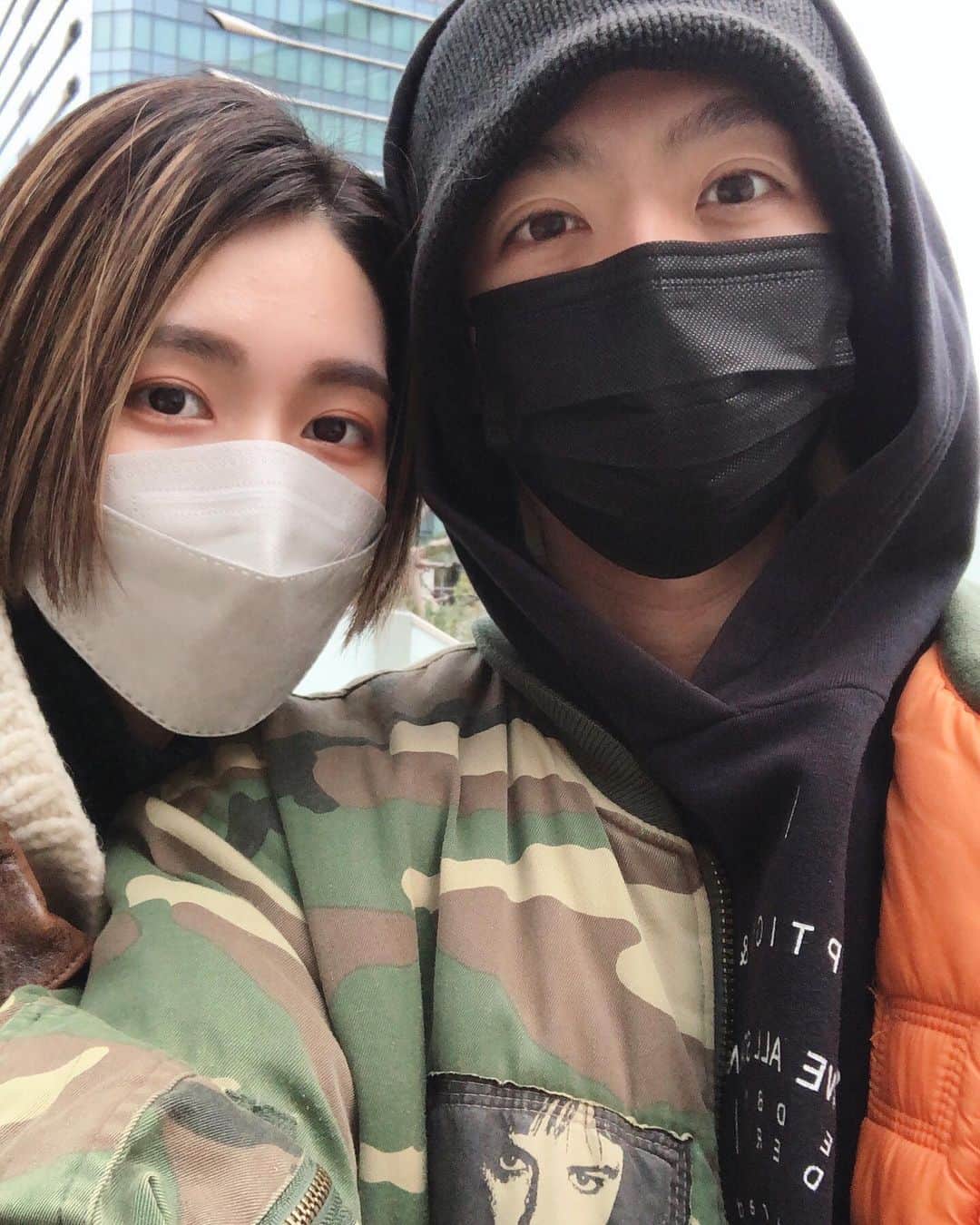 寺石幸弘のインスタグラム：「いつも関わって下さってる皆さま  ありがとうございます  しっかり休んだので しっかり働きます  またサロンでお会いしましょう  プライベートでお付き合いある人は 家遊びに来てね  #よく鍋をする #ザイグルも良い」