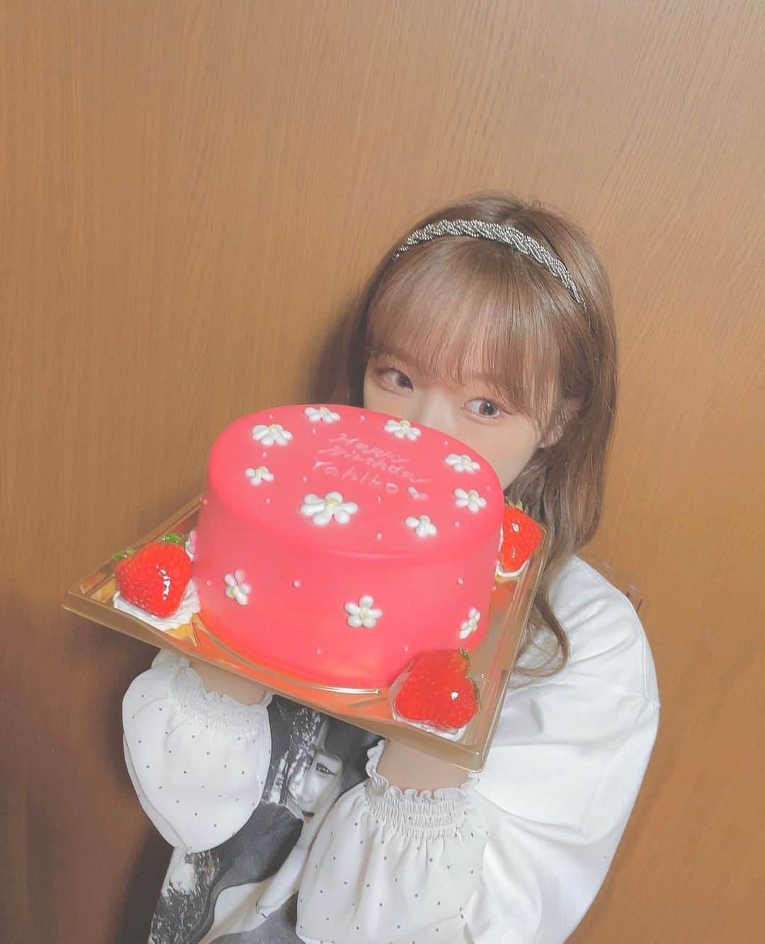 諸橋姫向のインスタグラム：「1月4日で19歳になりました！！ たくさんのお祝い本当にありがとうございます！幸せ者です！✨ 19歳も頑張ります！！ #諸橋姫向#やひこ#followme #팔로미#좋아요#오오티디」