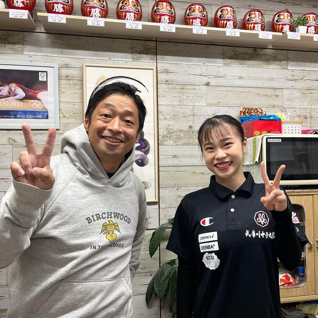 のインスタグラム：「安田大サーカスの団長さんが大車輪に挑戦？！😳 「安田大サーカス団長安田のバズるスポーツ！」の取材をさせて頂きました✨  明日の1月6日11時からeo光チャンネル(ケーブルテレビ)、スカイA(csスポーツチャンネル)で放送されます！ 是非見てください👀✨  #安田大サーカス団長安田のバズるスポーツ」