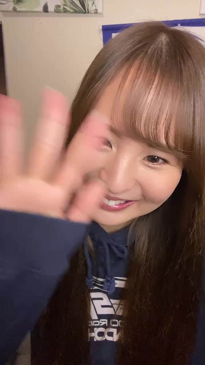のインスタグラム：「投票最終日‼︎ 皆さん長い投票期間 本当にありがとうございました🙇‍♀️‼︎  15日の授賞式で 会えることを信じて🥺💙」