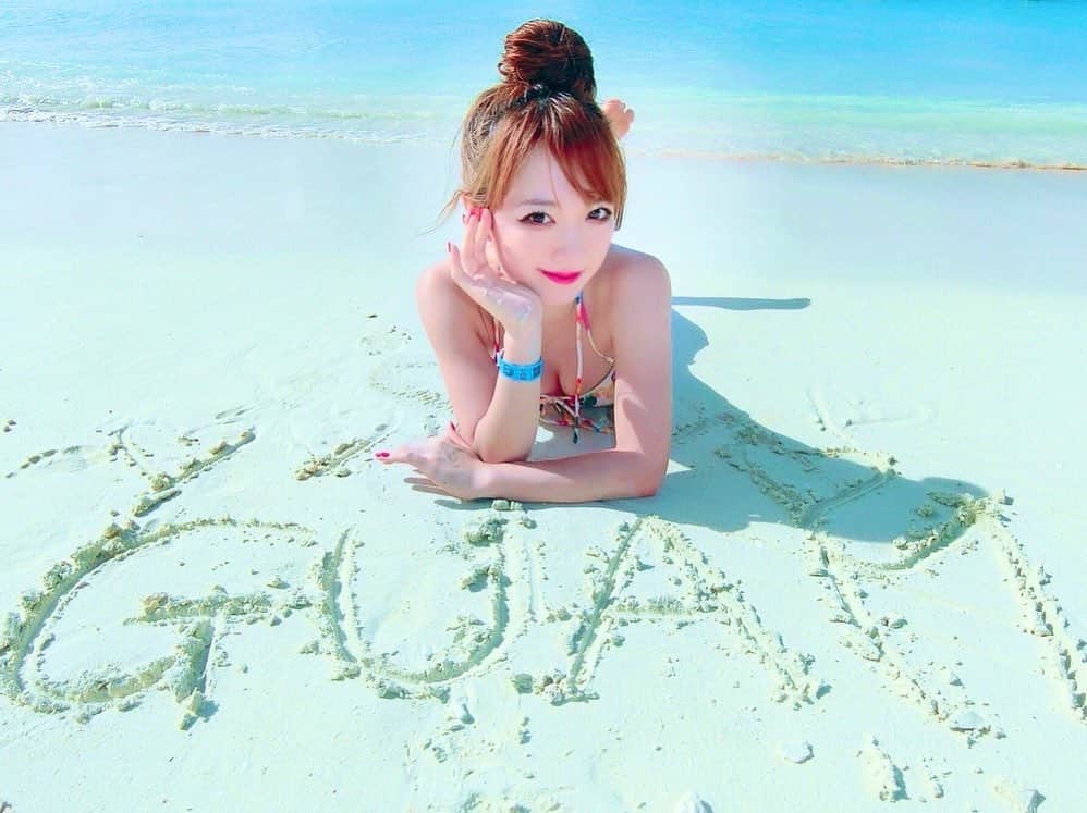 おりささんのインスタグラム写真 - (おりさInstagram)「・ 日焼けすごい🤣👩🏾‍🦰☀️  前に大好きなグアムで撮った 思い出の写真たち📷💛  コロナ落ち着いたら またグアムのプールで ウォータースライダー1日中したい🥺  @visitguam_jp @narrow_official  #hereweguam#instaguam#guam#trip#travel#beach#sea#グアム#グアムアンバサダー2022#旅行#海外#リゾート#海外旅行#グアム#グアム旅行#タビジョ#女子旅#旅#ビーチ#海#夏#水着#ビキニ」1月5日 23時49分 - orisa_0510