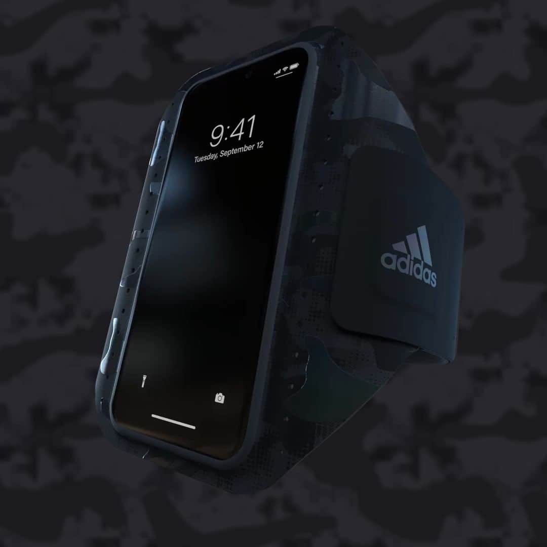 Telecom Lifestyleのインスタグラム：「Get noticed in the early morning with this reflective Camo Armband.   -- #ImpossibleIsNothing #adidasrunning #adidastraining」
