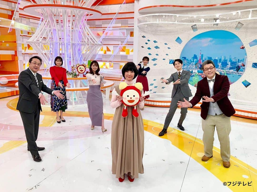 フジテレビ「めざましテレビ」さんのインスタグラム写真 - (フジテレビ「めざましテレビ」Instagram)「#黒木華 さんがスタジオ生出演❣️ 朝から透明感が溢れ出ていました✨  生じゃんけんもありがとうございました☺️  黒木さんが主演を務める 『ゴシップ #彼女が知りたい本当の ○○』は 今夜10時です❗ ️完全オリジナルの社会派“風” お仕事エンターテインメント📺ぜひお楽しみに👍  #ドラマゴシップ #今夜10時スタート #めざましテレビ」1月6日 12時11分 - mezamashi.tv