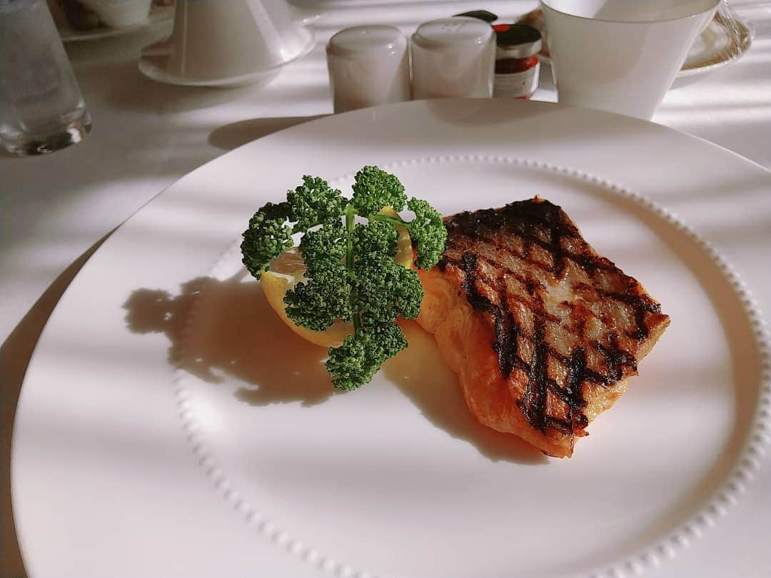 松坂南さんのインスタグラム写真 - (松坂南Instagram)「この日も鮭🐟💓  #love  #sirmon  #healthyfood  #healthylifestyle」1月6日 21時14分 - minami_matsuzaka