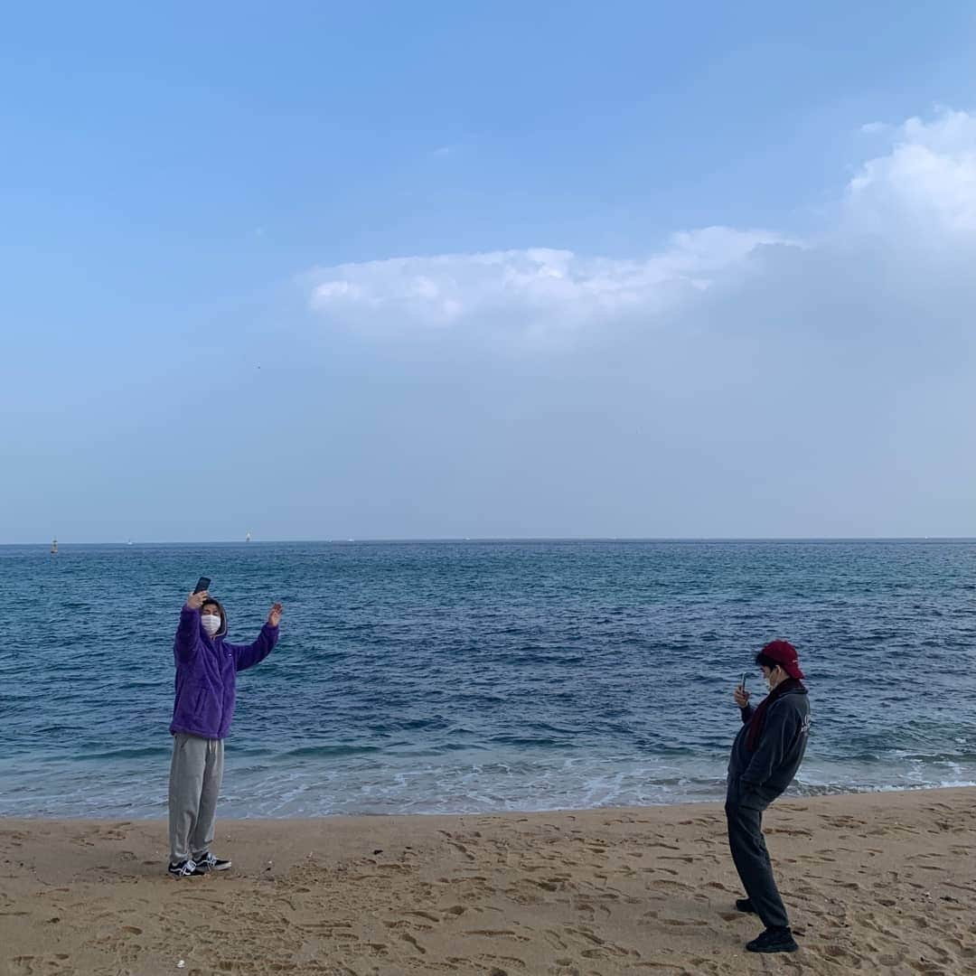 ウングァンさんのインスタグラム写真 - (ウングァンInstagram)「멜로디 보고싶다옹~~~~~~💙 근데 왜케 바뿌지 (대충 기대 하란 뜻😏)   *사진은 just 과거의 어느 날」1月6日 21時32分 - btob_silver_light