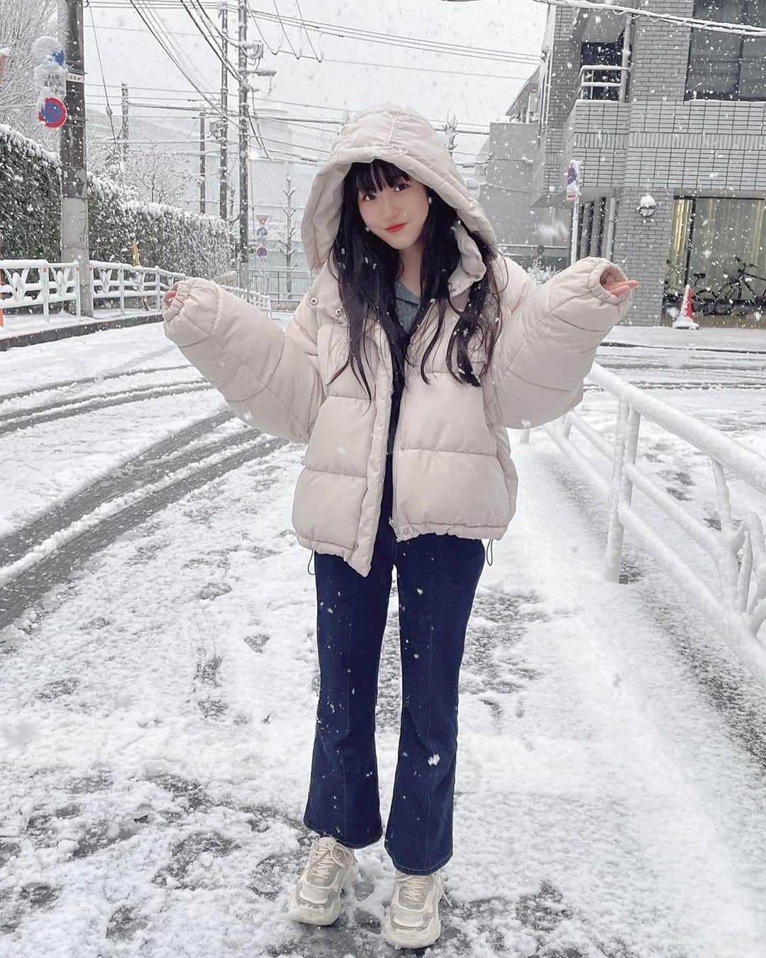 中田華月さんのインスタグラム写真 - (中田華月Instagram)「雪やこんこん☃️  #大雪だった #寒かったー #でも雪って #テンション上がる」1月6日 22時20分 - hachan0925