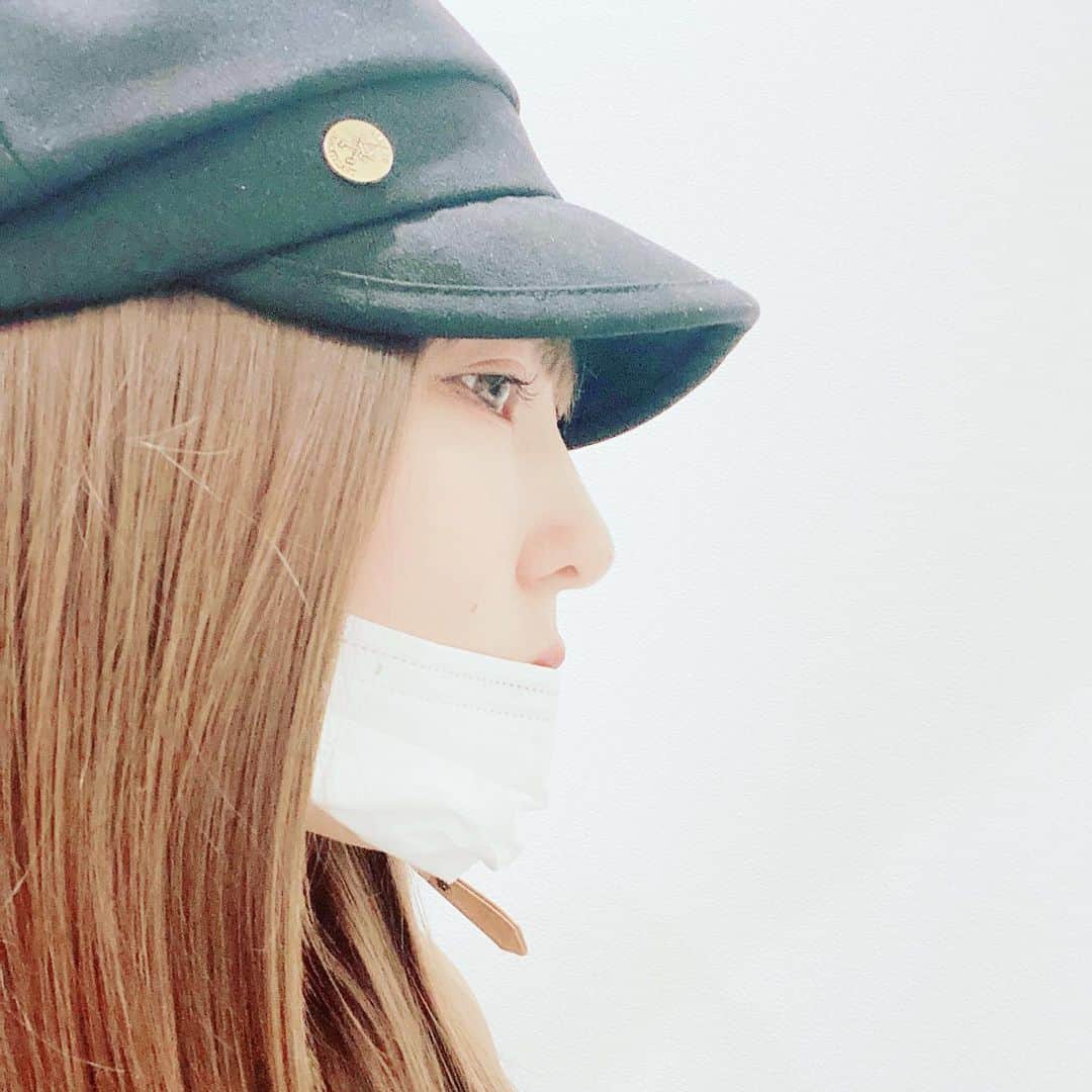 黒崎真音のインスタグラム：「GOOD AFTERNOON. . 何かお届けできるものがあるかもしれない . わたしはそれに向かっていくだけ . #alices」
