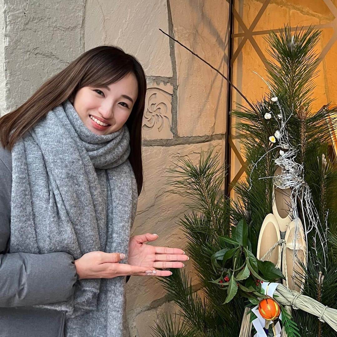 華優希さんのインスタグラム写真 - (華優希Instagram)「明けましておめでとうございます。 華優希です。 Instagram始めました。 皆様と温かく繋がれたらと思います🙏✨ 宜しくお願い致します！  皆様からの年賀状届きました！ ありがとうございました。  #華優希」1月6日 15時19分 - yukihana_official