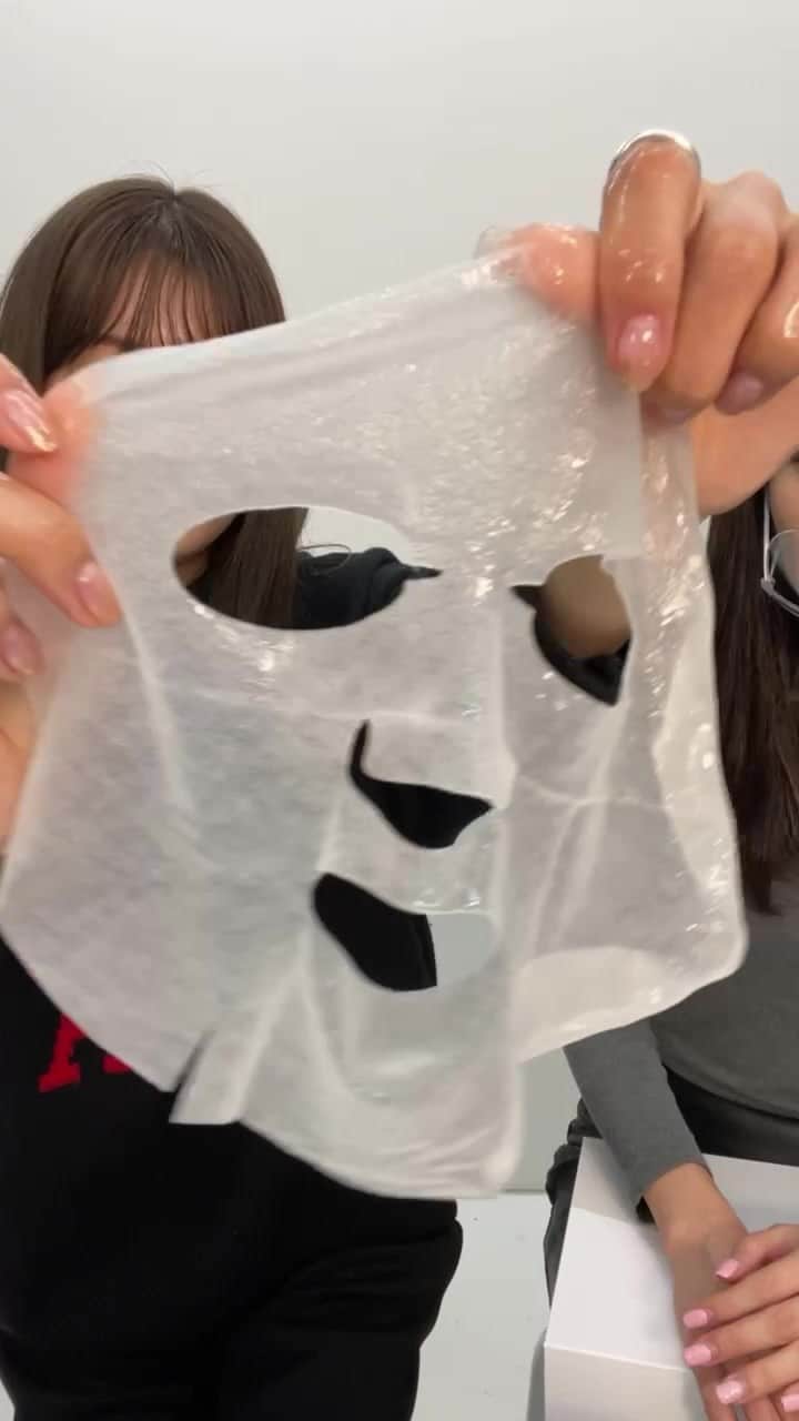 小室安未さんのインスタグラム動画 - (小室安未Instagram)「- @mul_clear_official  マスクパックイベントについて お話しました🦦 明日23:59までです！  余談多めですが🦦」1月6日 19時13分 - ami_komuro