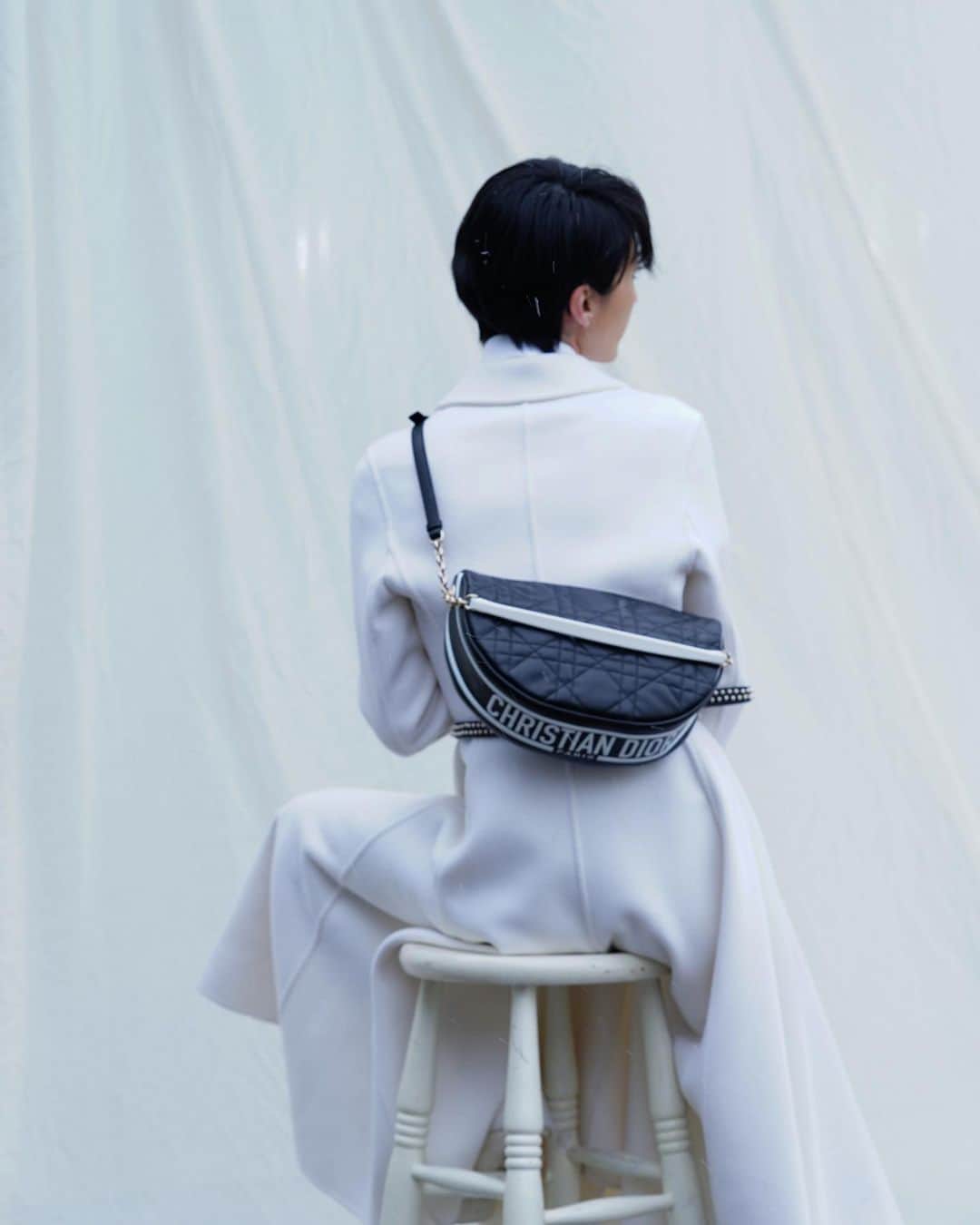 神山まりあさんのインスタグラム写真 - (神山まりあInstagram)「DIOR New Bag #DiorVibe Sportyだけど Classy✨  @dior  #DiorVibe #Dior #雪の中のDiorVibe」1月6日 20時15分 - mariakamiyama