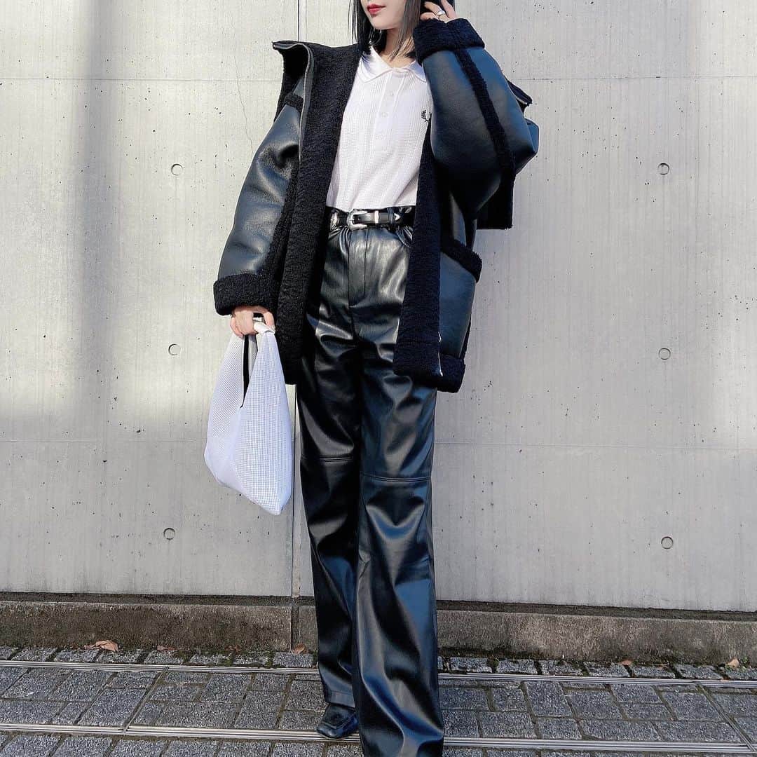 sarimaru(国木田さりまる)のインスタグラム：「全身こんなかんじでした💭  outer : @hare_official  tops: @fredperryjp  pants: @shein_japan  belt @togaarchives  bag: @mm6maisonmargiela」