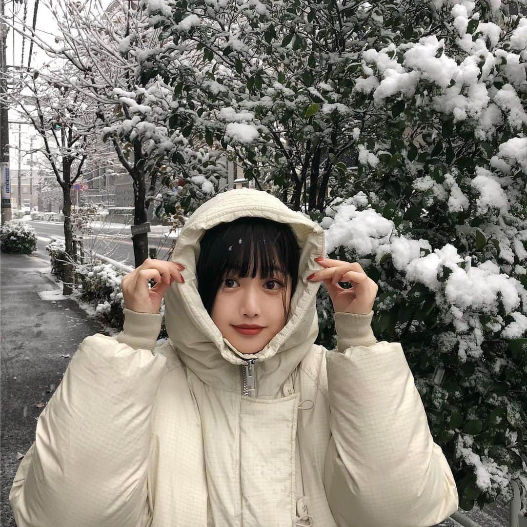 美月リカのインスタグラム：「🌨」