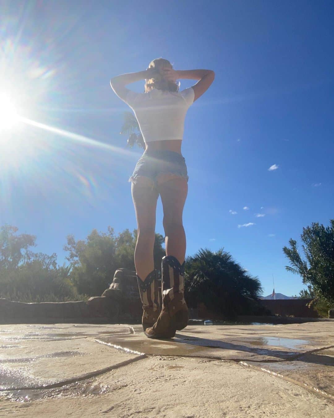 ケナ・ジェームスのインスタグラム：「Good morning! ☀️」