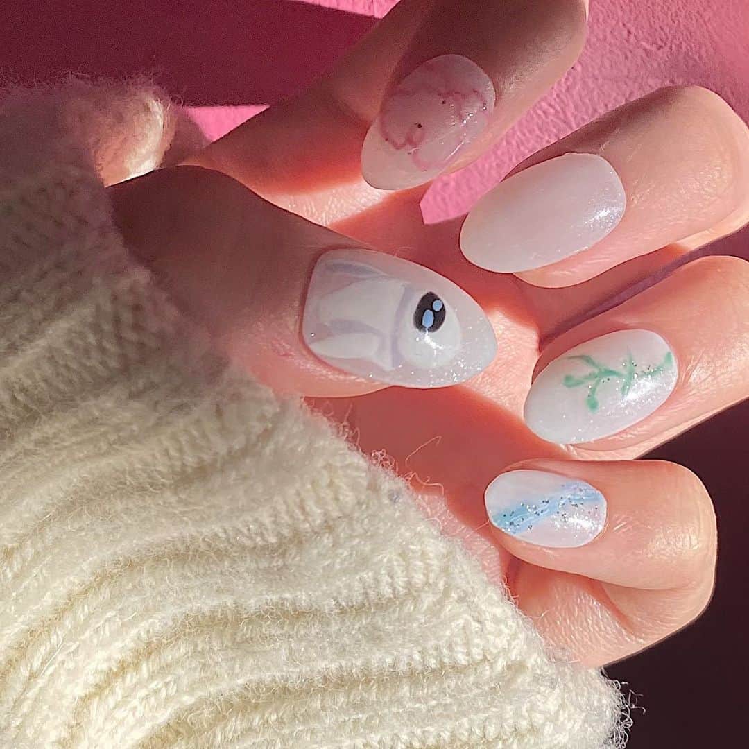 夏目璃乃のインスタグラム：「・ ・ ネイルチップ💅🏻✧ ・ ・ 形整えるところから5時間かけて作ったウォーリーネイルなのだ💞 ・ ・ #夏目璃乃  #rinonatsume #ネイルデザイン #ネイル #ネイルチップ #セルフネイル #데일리 #팔로우 #인스타 #일본 #좋아요 #일상스타그램  #네일아트  #귀여운네일  #셀프네일 #photo #tagsforlikes  #nails」