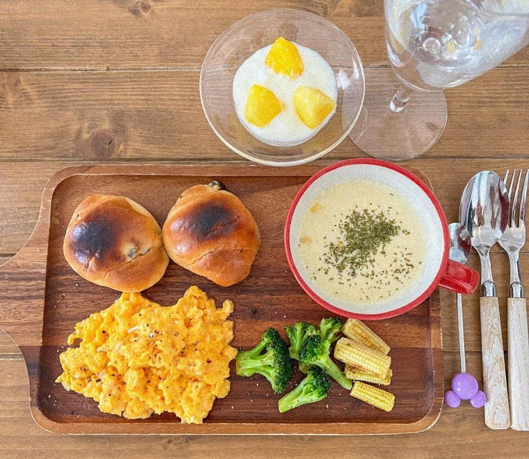 天木じゅんさんのインスタグラム写真 - (天木じゅんInstagram)「morning♥︎ . . . #天木ごはん #breakfast  #brunch #scrambleeggs  #morning」1月7日 14時12分 - jun.amaki