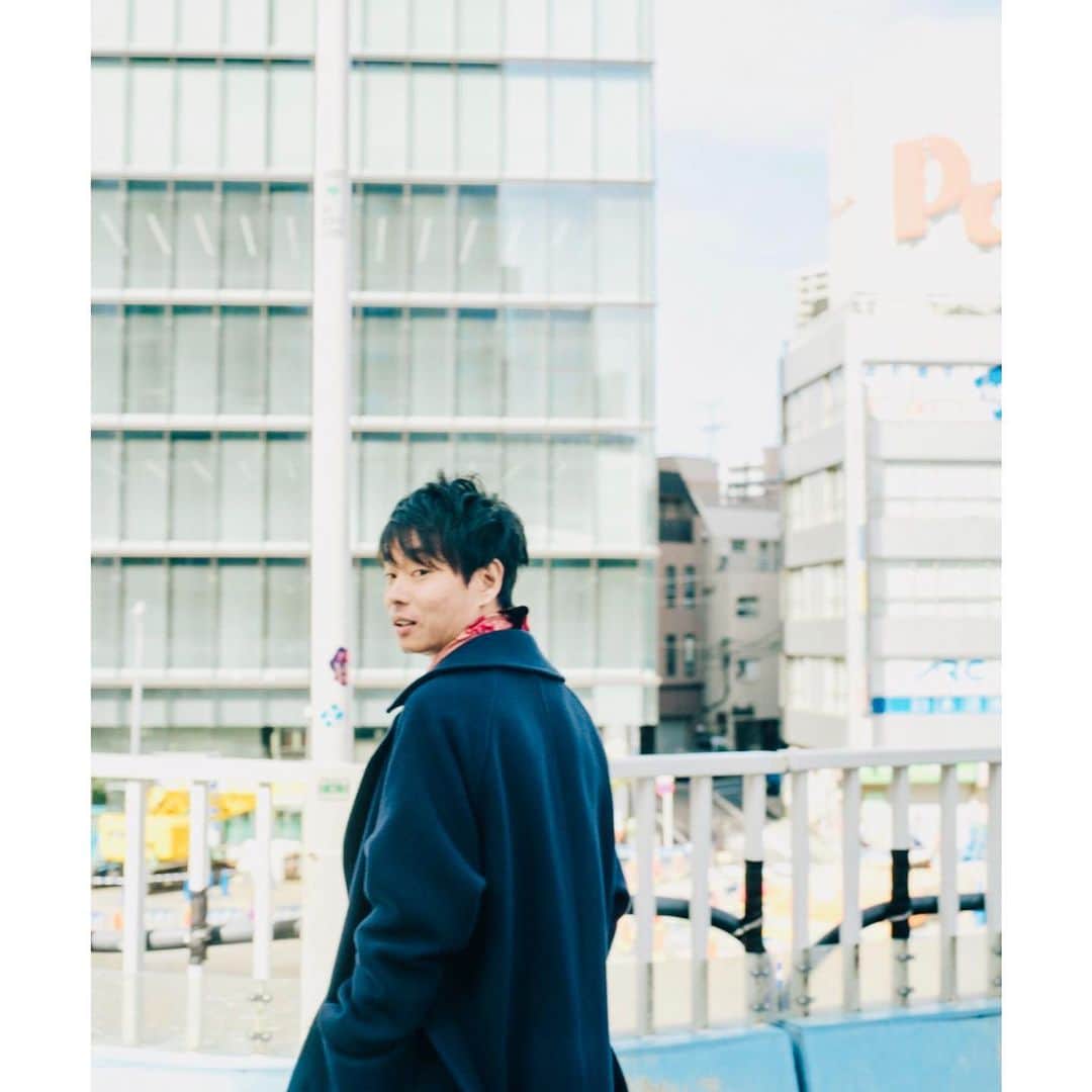 のインスタグラム：「進んでいようが立ち止まっていようが新年は等しく訪れますので、どうせ倒れるなら前のめりをモットーに生きています。旧年中は大変お世話になりました。色々なことに挑戦した一年でした。今年は先ず会社を大きくします、ダンスシーンにも復帰します、会いたい人に会いに行きます。」