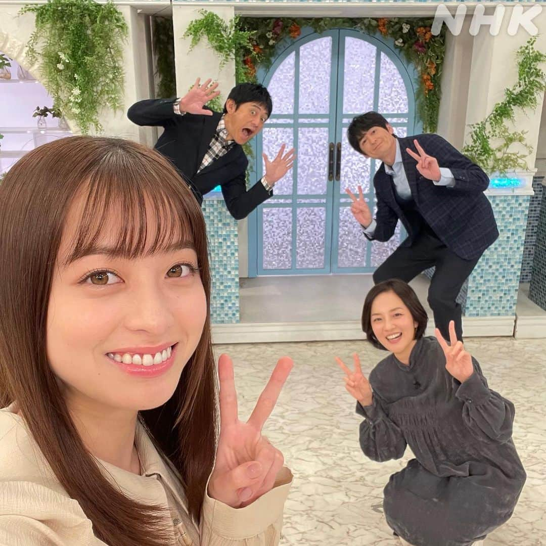 あさイチさんのインスタグラム写真 - (あさイチInstagram)「鈴木です。 今日のプレミアムトークは橋本環奈さん。  天使かと見まごう、その姿から繰り出される "めんどくさがり"&"おじさん"エピソード！ 一気に親近感が湧きました😆  「千と千尋の神隠し」で初舞台に挑む環奈さん。 プレッシャーや不安を感じているのではと思いますが、 持ち前の明るさと前向きさで、 何に対しても楽しみながら頑張っていることが 伝わってきました。  放送の合間で盛り上がっていた 華大さんとの九州トーク 「あのスポットがなくなった」とか 「あの場所にタワマンができるらしい」などなど… 面白かったです。笑  #橋本環奈 さん #プレミアムトーク #天使  #千と千尋の神隠し #初舞台 #千尋 役 #福岡 #出身 #地元トーク #九州  #博多華丸大吉  #鈴木奈穂子 アナ #nhk #あさイチ #8時15分から」1月7日 15時23分 - nhk_asaichi