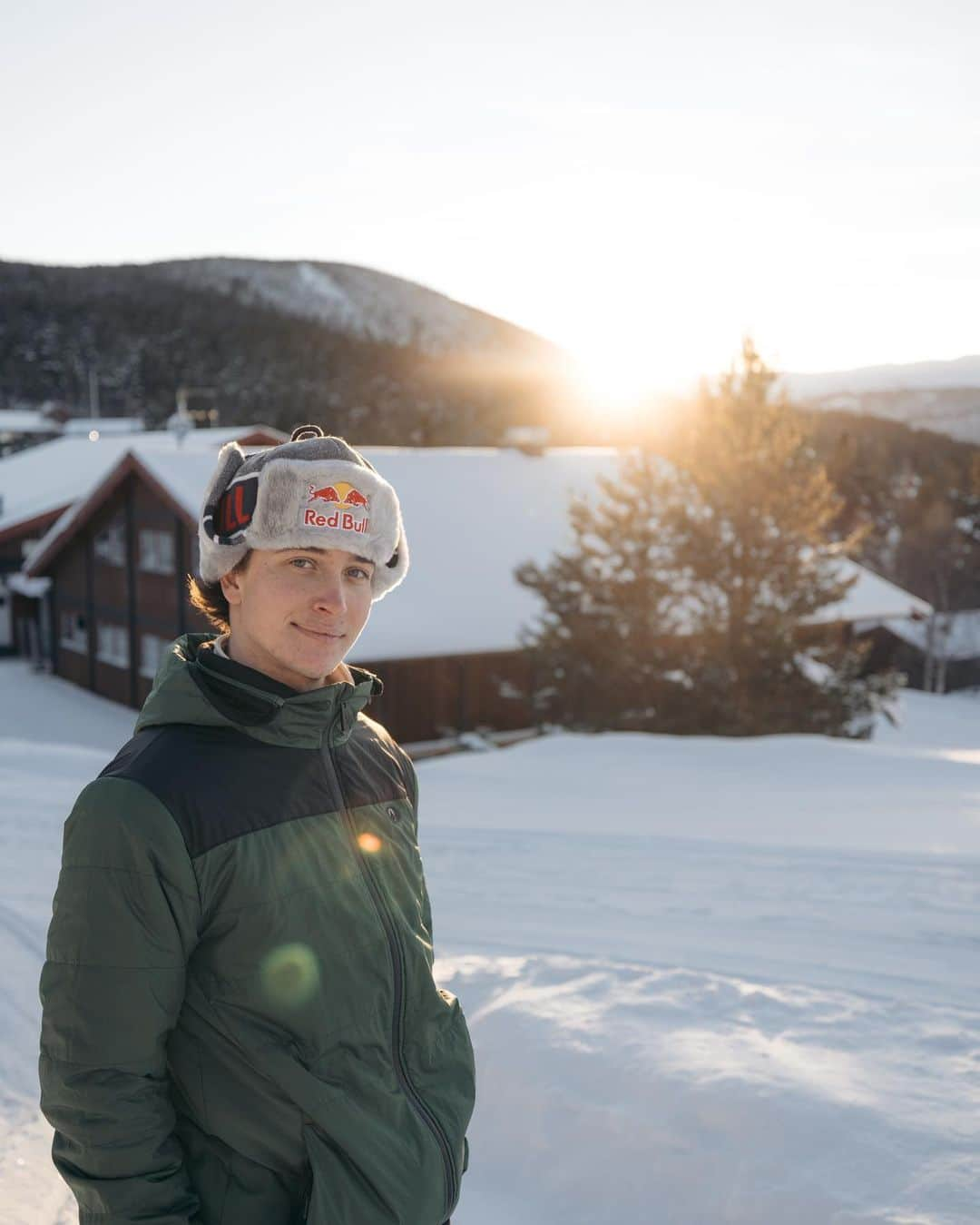 マルクス・クリーブランドさんのインスタグラム写真 - (マルクス・クリーブランドInstagram)「Last couple of days have been nice🤺 photo/ vid: @hermanberger - @redbullnorge | #home @volcomsnow」1月8日 2時10分 - marcuskleveland