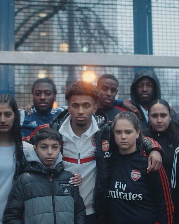 F2Freestylersのインスタグラム：「#nomorered an outstanding campaign from @arsenal and @adidaslondon   Find out more https://www.adidas.co.uk/footballcollective   🤝👏///」