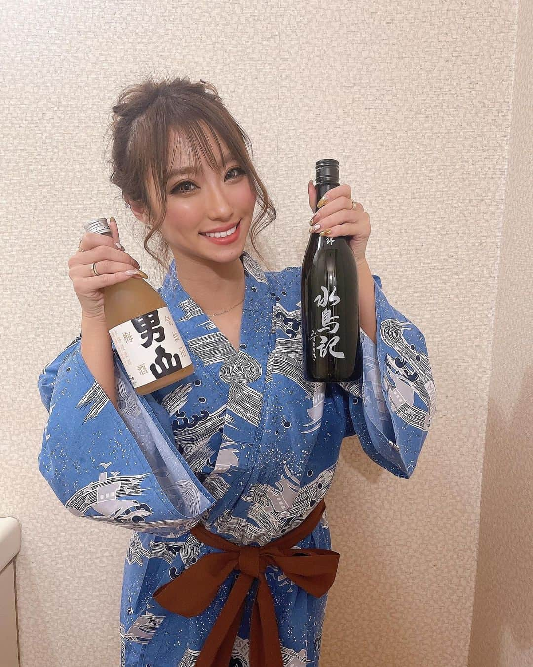 HIKARUさんのインスタグラム写真 - (HIKARUInstagram)「全部気仙沼のお酒🍶 男山はこれ日本酒の梅酒🙄 リキュールは飲むけど日本酒のは初✌🏿美味しかった❤️ 関東とかにもあるから気仙沼のお酒飲んでけらい❤️  #気仙沼　#宮城　#キックボクシング　#ボクシング　#格闘技　 #ソロキャン　#ソロキャン女子　 #アウトドア　#ディキャンプ #ギャル　#日焼け #黒肌　#日サロ　#グラビア　#水着  #金髪 #撮影　#プラチナムプロダクション  #メイク　#レースクイーン　#ラウンドガール　#RISE」1月8日 9時26分 - hikaru__0211