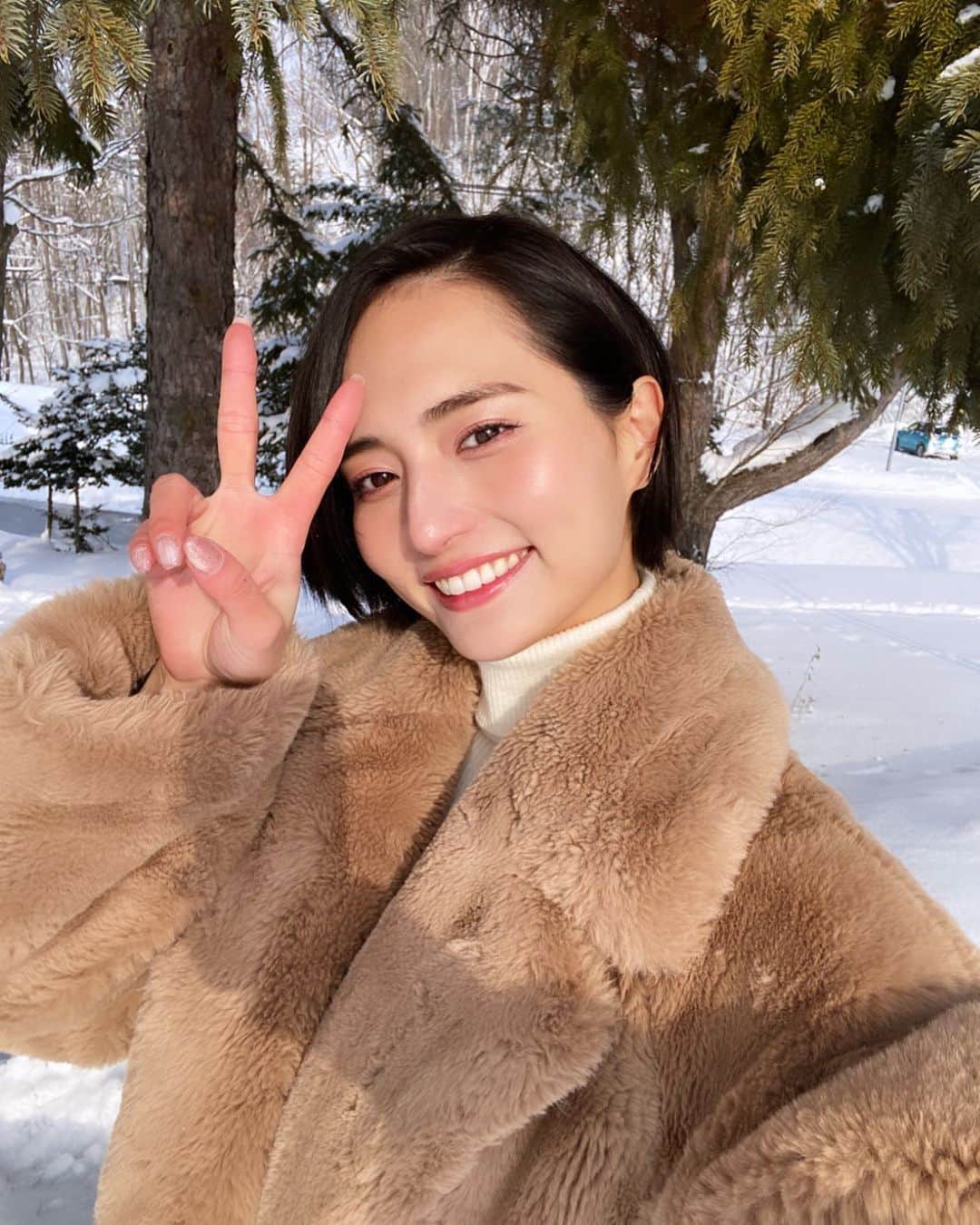 山賀琴子さんのインスタグラム写真 - (山賀琴子Instagram)「✌︎  クリスマス前後にとても肌荒れしたけど 年末年始で戻った良かった☺️」1月8日 20時34分 - kotokoyamaga
