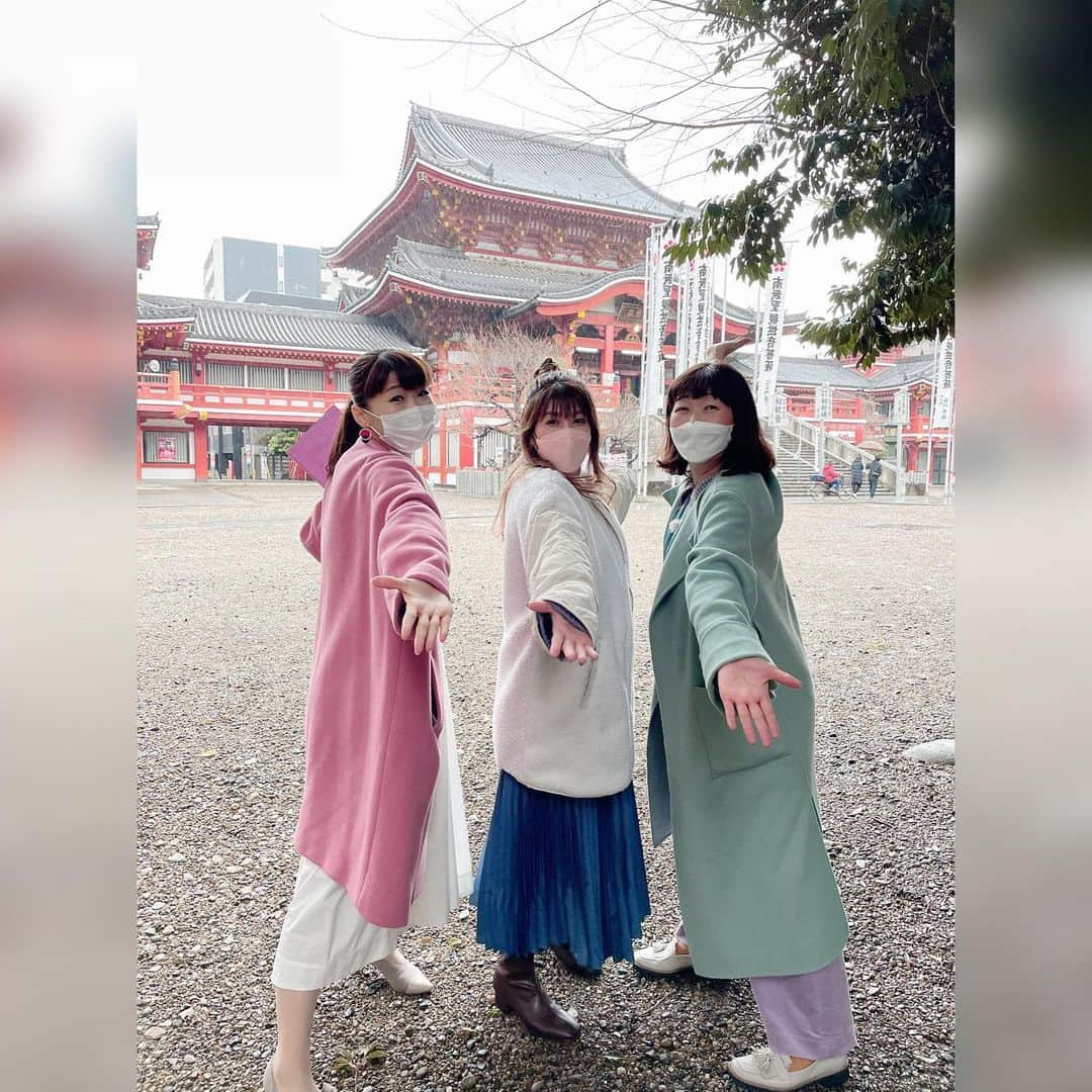 吉田沙保里さんのインスタグラム写真 - (吉田沙保里Instagram)「東海地方のみなさん！ 成人の日 1月10日(月)のスイッチ！ あさ9:50〜 開運！新春女子旅✨ たんぽぽの川村さんと同級生の沙羅さんと一緒に、縁起の良い大須で食べ歩きグルメ、占い、縁結び神社…🥰💓 開運いっぱいの楽しい旅になりました😆✨ お時間ある方はぜひ観てくださいね🙇‍♀️  #スイッチ #東海ローカル #川村エミコ さん #沙羅 さん」1月8日 12時09分 - saori___yoshida