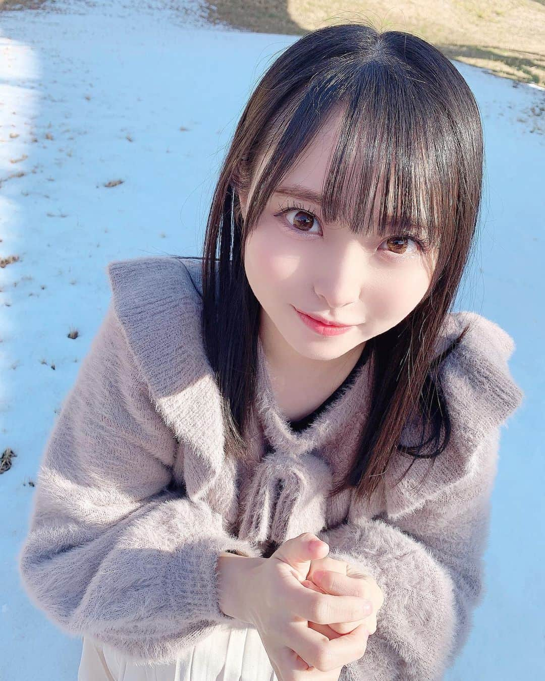 竹本くるみさんのインスタグラム写真 - (竹本くるみInstagram)「雪遊びしました❄️❄️  めっちゃヒートテック見えてます ごめんなさい🥶」1月8日 13時01分 - kuru02_hkt