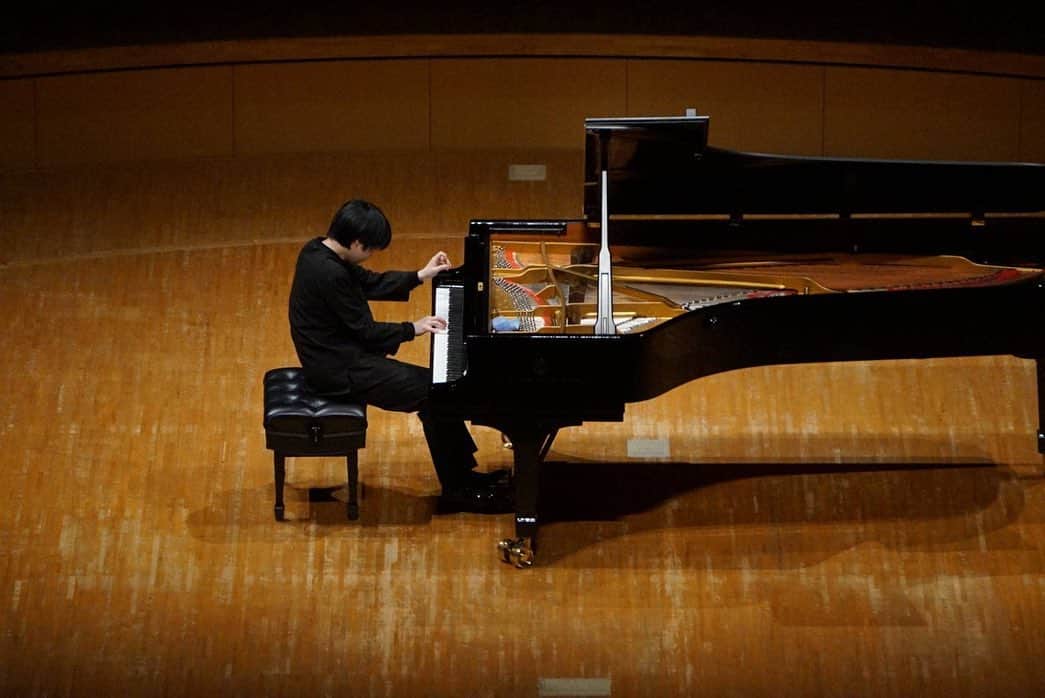 藤田真央のグルメインスタ