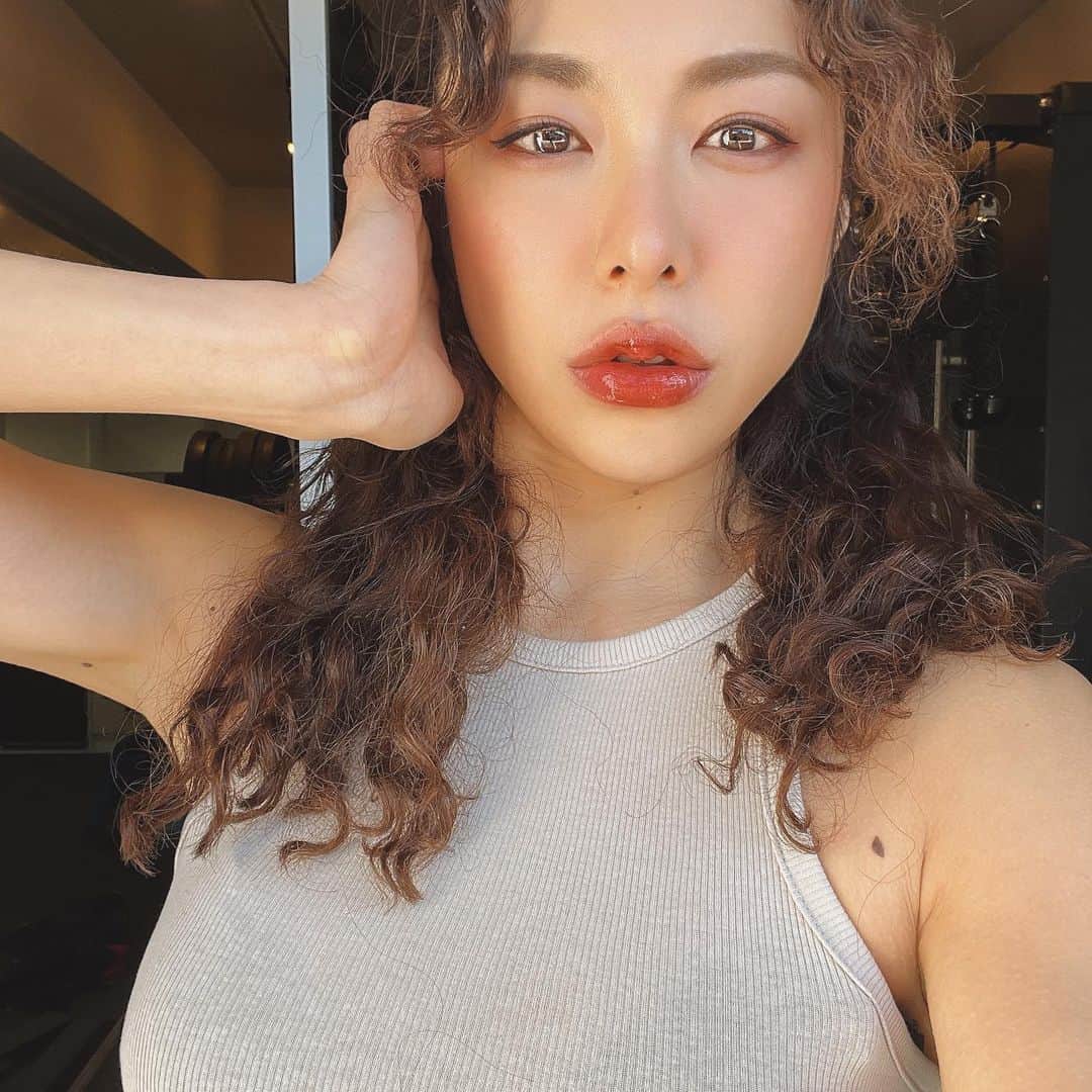 池田ゆりのインスタグラム：「⁡ オートファジーダイエット２日目 52.3kg ⁡ 12時-20時までの間に食事を取るように😊 起きてから12時までお腹すいたーって気持ちになるよ💦 デカフェコーヒーでなんとなく誤魔化してる笑 ⁡ #オートファジーダイエット #2日目 #プロテイン  #減量法 #16時間断食 ##筋力アップ #1度は抱きたいカラダ  #有酸素 #bodymake  #ボディライン#マラソン #fitness #ゴルフコンディショニング  #尻トレ #スクワット 　#体幹トレーニング  #筋トレ #恵比寿パーソナルジム #owner #女性トレーナー #맞팔　#셀스타그램　#오오티디」