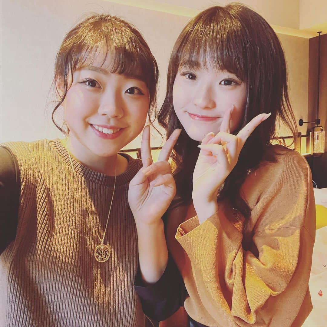 紀平梨花さんのインスタグラム写真 - (紀平梨花Instagram)「この前お姉ちゃんと久々に写真撮りました！😊 気分転換に前髪作ってみました！！💇‍♀️ @moe_kihira」1月8日 18時09分 - rikaskate0721