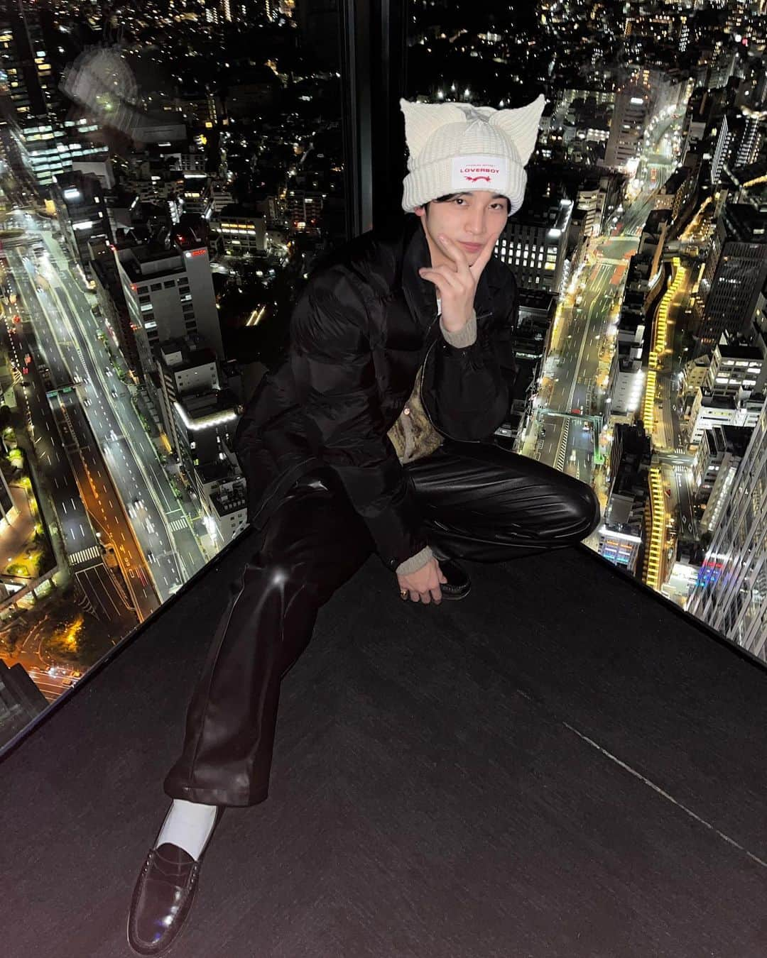 高崎凌さんのインスタグラム写真 - (高崎凌Instagram)「Shibuya Sky😼 #loverboy #prada」1月8日 19時19分 - ryo__takasaki