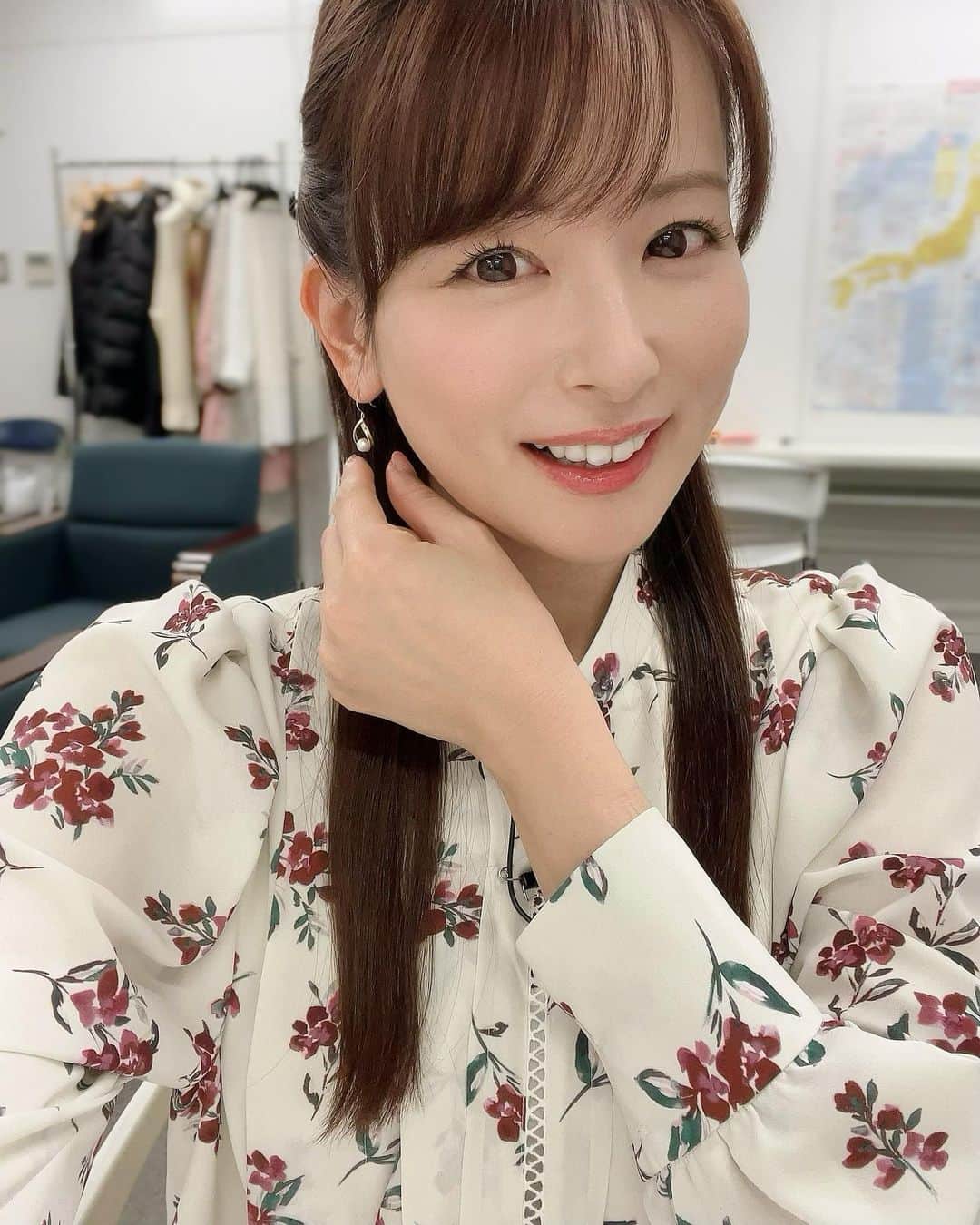 皆藤愛子さんのインスタグラム写真 皆藤愛子instagram 来週も Ascaさん をお迎えします 皆藤愛子の窓カフェ Tfm アクリル板ごし 1月9日 16時44分 Aiko Kaito Official