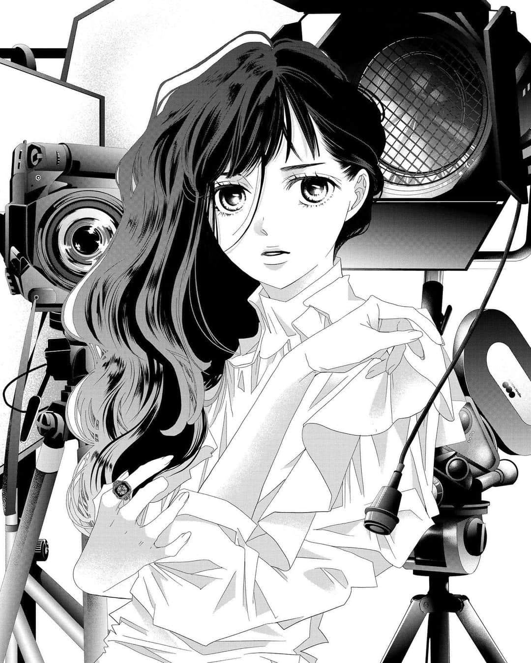 持田あきのインスタグラム：「本日フィールヤング2月号発売です  #ゴールデンラズベリー　 第10話掲載されております🏆🍓  ぜひご覧くださいませ🙌」