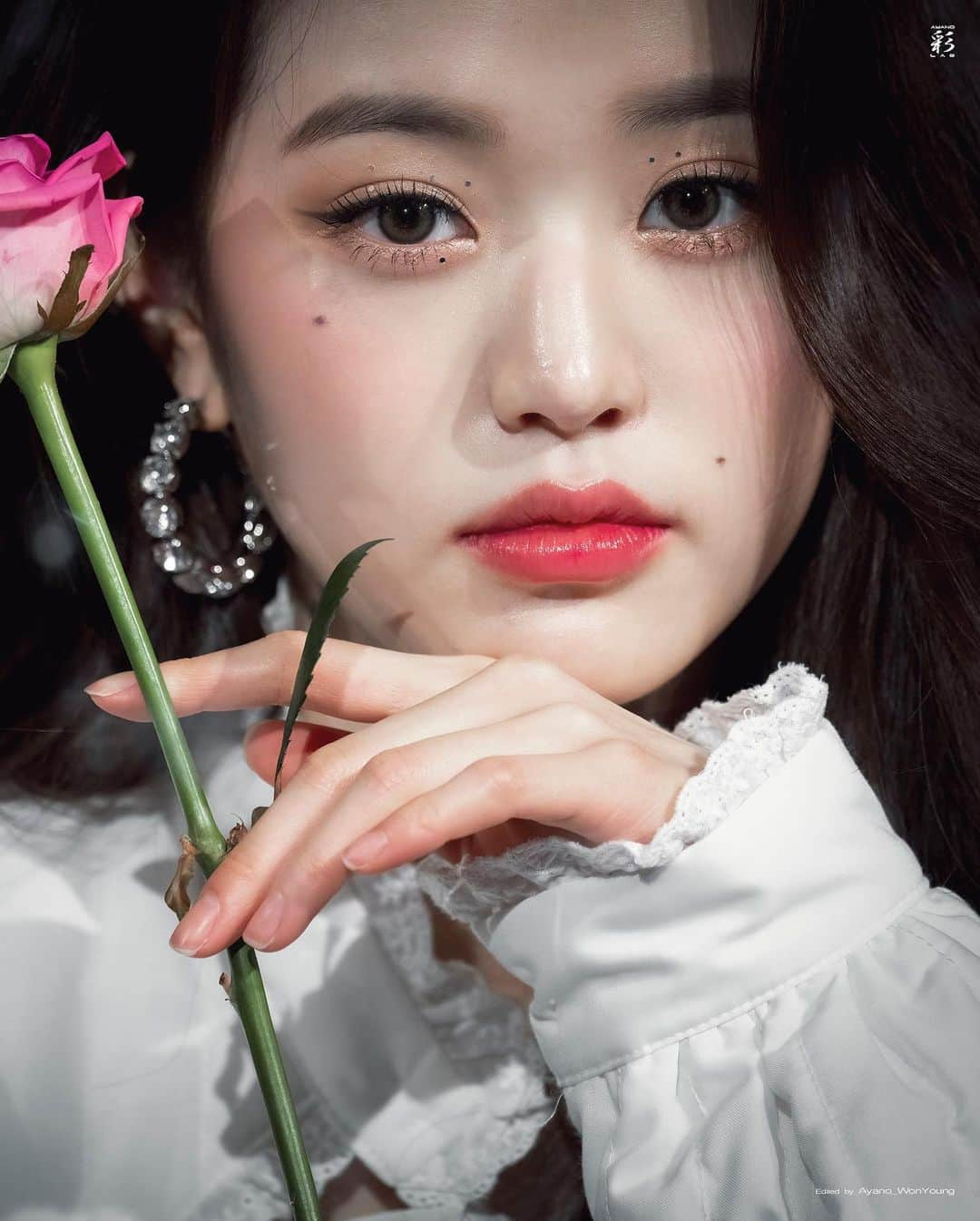 チャン・ウォニョンさんのインスタグラム写真 - (チャン・ウォニョンInstagram)「la vie en rose 🥀  #IVE #JANGWONYOUNG #WONYOUNG #ELEVEN #아이브 #장원영 #원영」1月9日 11時42分 - wonyoung__ive