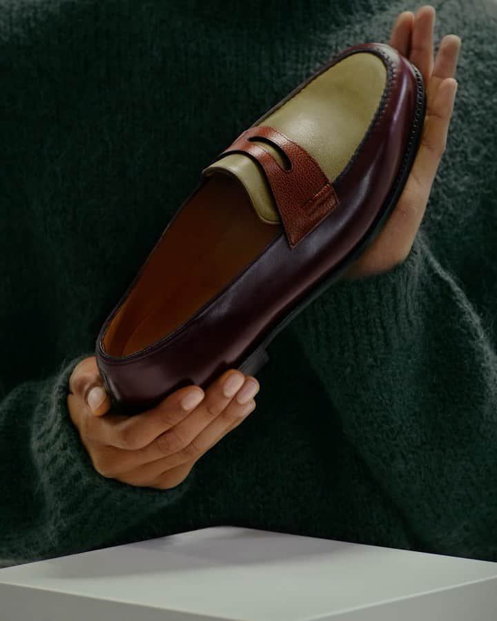 ジョンロブのインスタグラム：「Footwear as the ultimate object of desire - the Lopez loafer, customised through our By Request Service, is captured by Brian Griffin, one of Britain’s most prominent portraitists. Discover our By Request experience online or in-store snd create your own pair of made-to-order John Lobb. . #johnlobb @brian_griffin_photographer  @ganio」