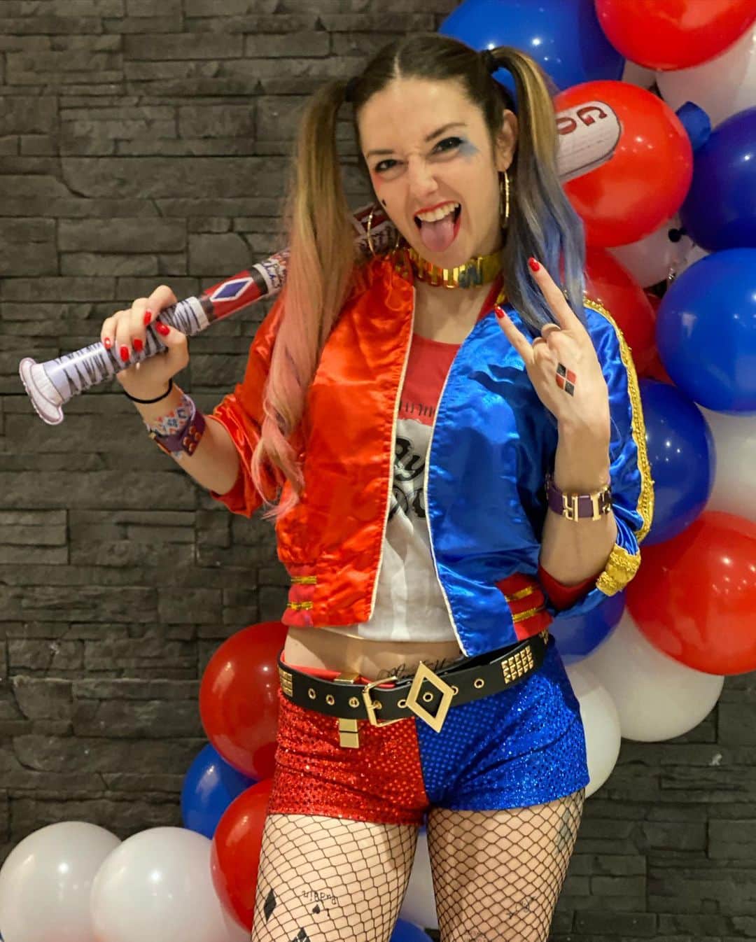 ミカエル・ミシェルさんのインスタグラム写真 - (ミカエル・ミシェルInstagram)「Harley Quinn in American Party 🎈🇺🇸❤️🎊」1月9日 19時32分 - mickaelle_michel_officiel