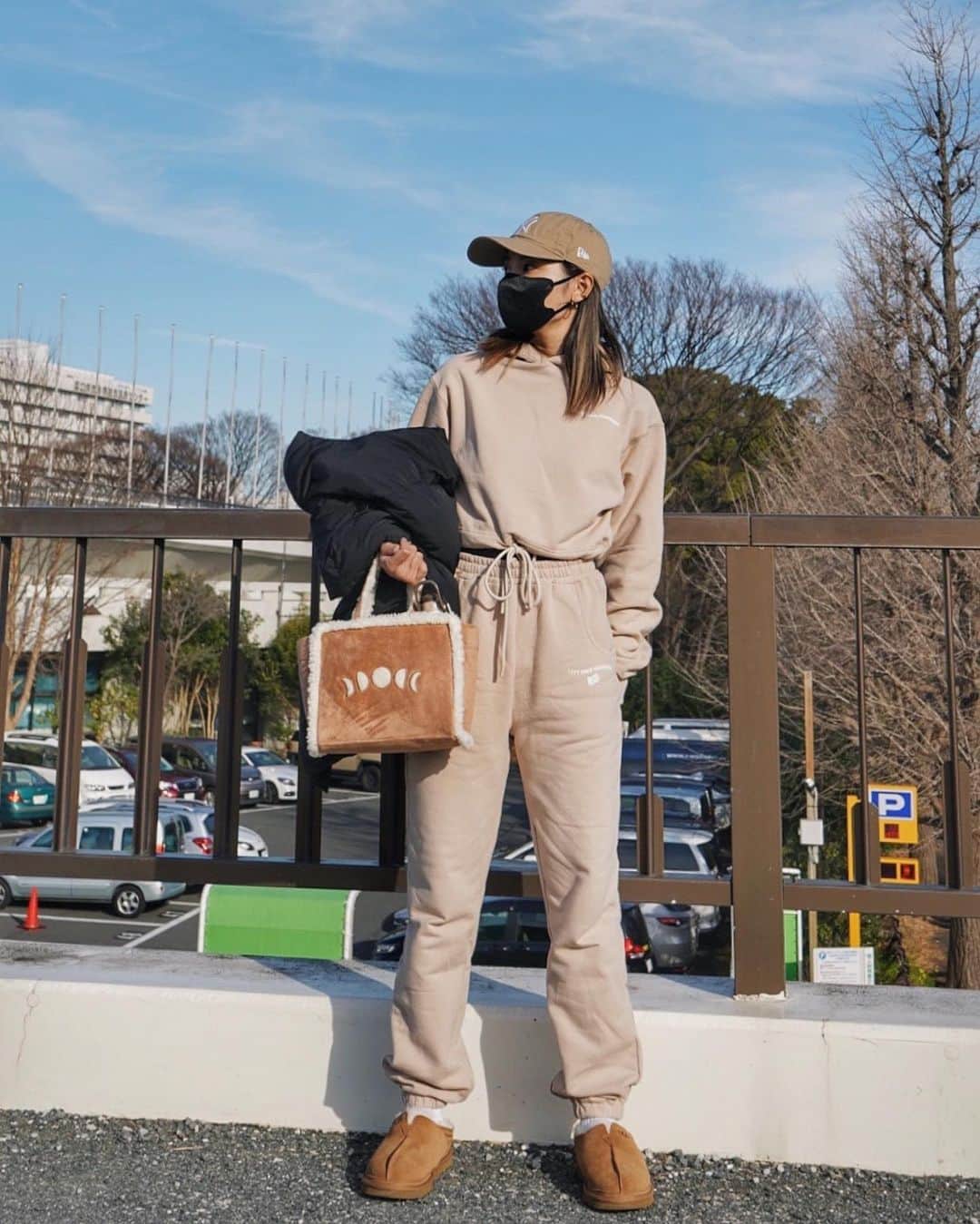 KANAMIのインスタグラム：「・ ポカポカ陽気〜☺︎☀️☀️  #lyft #lyftwomen #ootd #outfits」