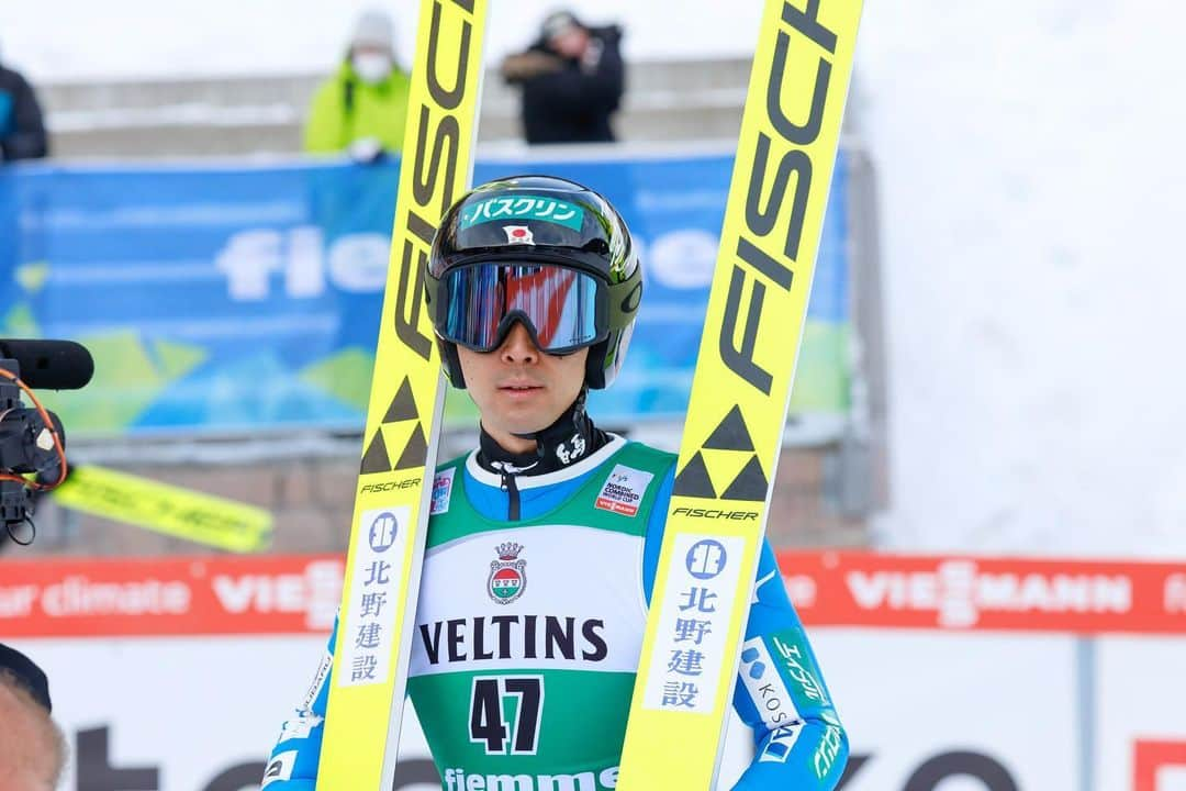 渡部暁斗のインスタグラム：「Little step forward in jumping and had a good run again. Steadily being in better shape🥷  Grazie @fiemmeworldcup 🇮🇹🤙 #livetoski #BeWhoYouAre #fischerski #swix #oakley #goldwin #poc #kinetixx #アミノバイタル #バスクリン 📸 @nordicfocus」