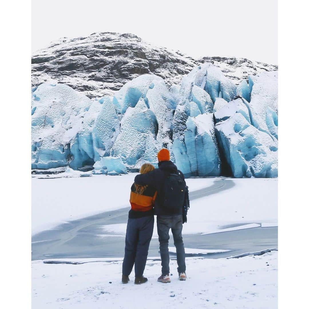 Eelco Roosさんのインスタグラム写真 - (Eelco RoosInstagram)「“Ze zegt: doe wat je doet, en ik ben hier als je me zoekt En ik ben hier als je me nodig hebt en het niet trekt Als je het niet ziet zitten kom liggen En ze weet wat ik denk, ook als ik het niet zeg  Dus weet dat ik je liefheb, ook als ik niets zeg Vergeet wat die en die zegt, want je weet dat ik rij voor je Grind voor je, hier ben en hier blijf voor je Zoals jij voor mij ik zeg je, niets verandert, behalve de tijd Schat ik heb je” Vincent Patty.」1月10日 19時13分 - croyable