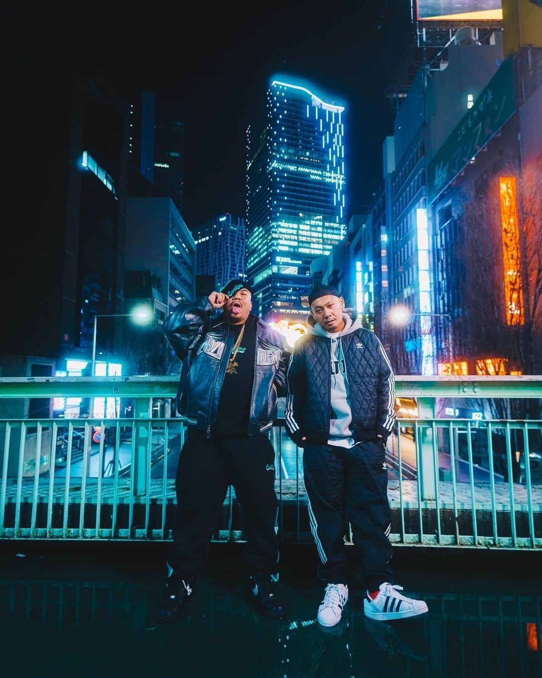孫GONGのインスタグラム：「2022✌️  @japanese_magenese_official   photo by @tassansanxx」