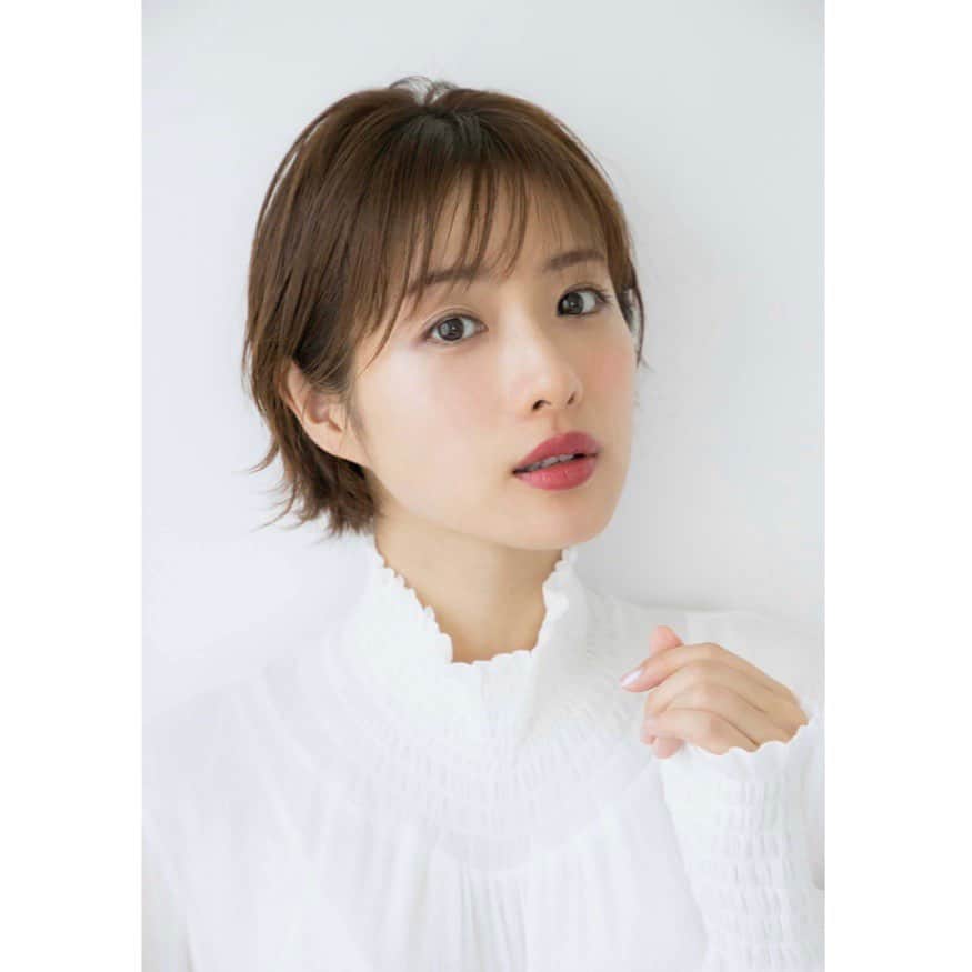 石原さとみのインスタグラム：「🕊🤍🤍」