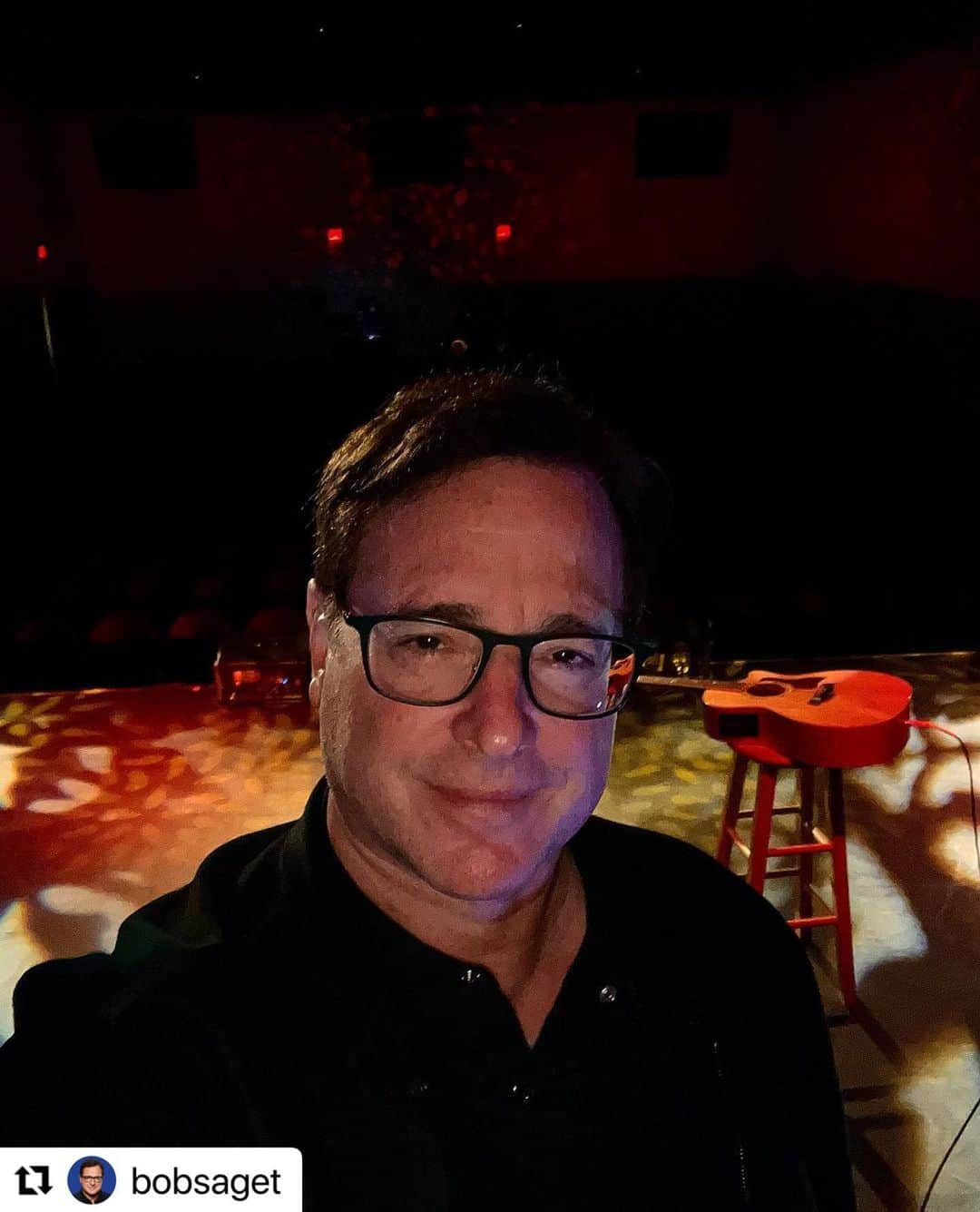 ジョン・ステイモスさんのインスタグラム写真 - (ジョン・ステイモスInstagram)「#Repost @bobsaget with @make_repost ・・・ Okay, I loved tonight’s show @pontevedra_concerthall in Jacksonville. Really nice audience. Lots of positivity. Happened last night in Orlando last night at the Hard Rock Live too. Very appreciative and fun audiences. Thanks again to @comediantimwilkins for opening. I had no idea I did a two hour set tonight. I’m back in comedy like I was when I was 26. I guess I’m finding my new voice and loving every moment of it. A’ight, see you in two weeks Jan. 28 & 29 @pbimprov with my brother @therealmikeyoung - And check BobSaget.com for my dates in 2022 – – Goin’ everywhere until I get the special shot. And then probably keep going cause I’m addicted to this shit. Peace out. ✌️」1月10日 14時43分 - johnstamos