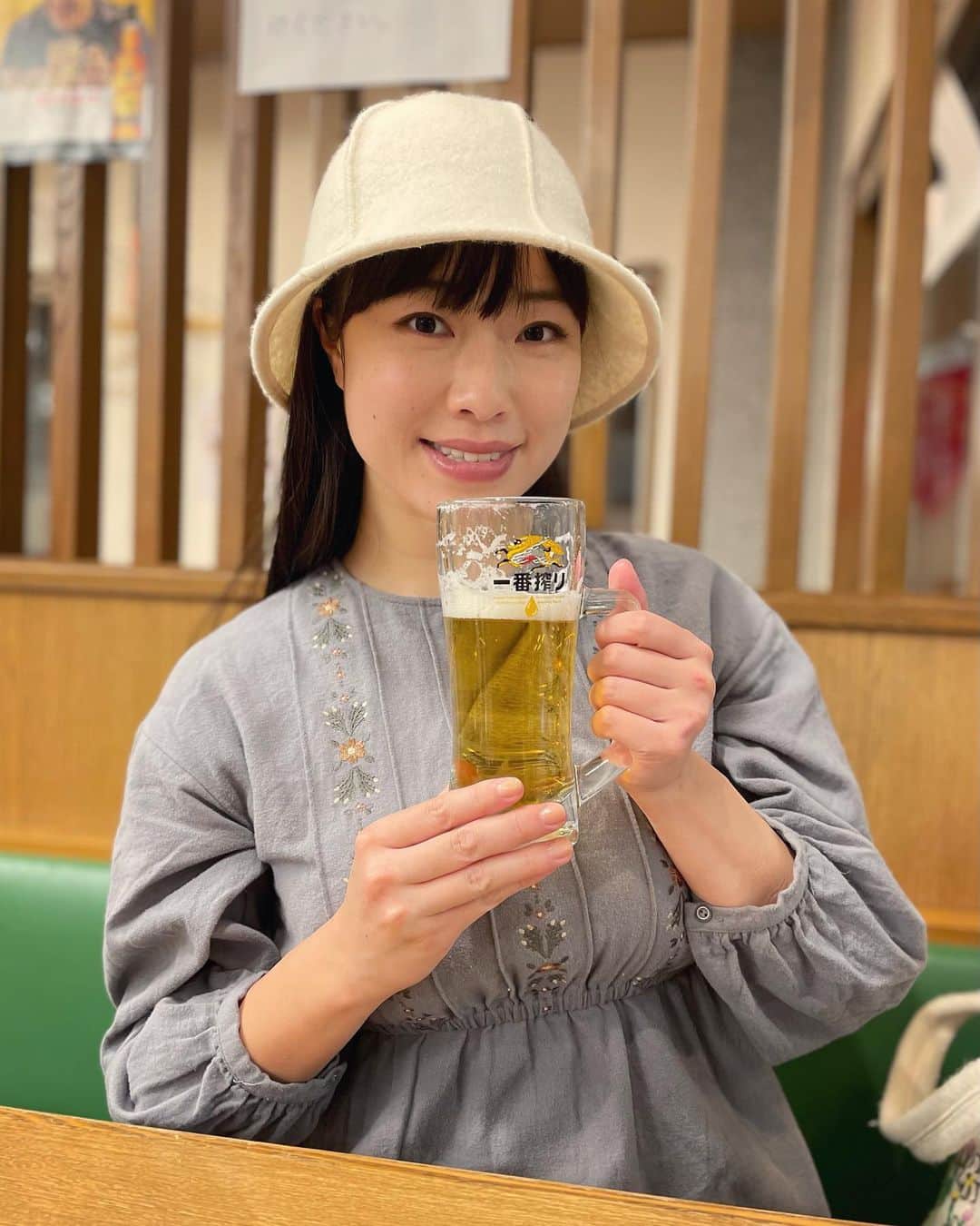 小田飛鳥さんのインスタグラム写真 - (小田飛鳥Instagram)「今回も笑顔とビールの絶えないロケでした☺︎🍺✴︎°. #ビール #ビール女子 #美味しい #美味しいお顔 #☺︎ #beer #🍺」1月10日 17時36分 - asuka_oda_0320