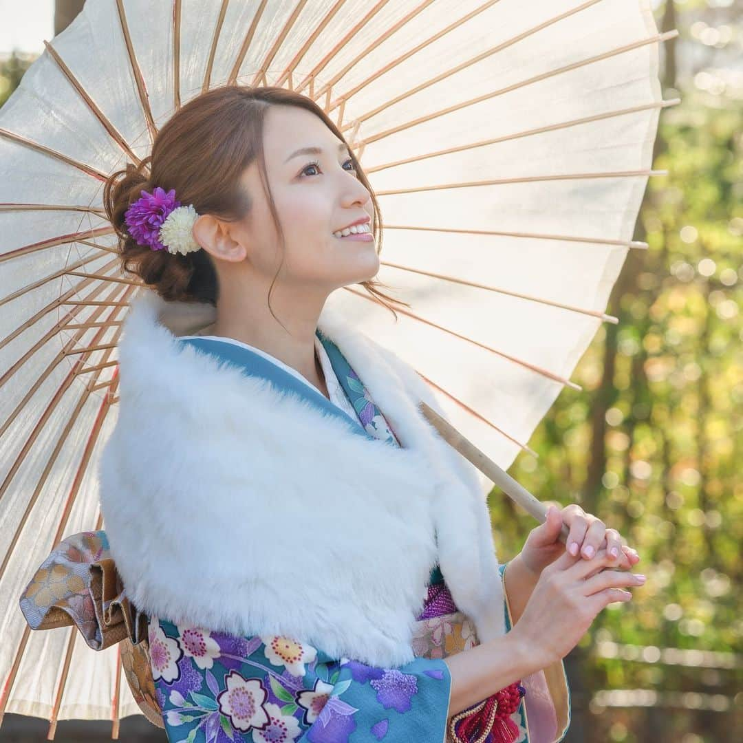 市原彩花さんのインスタグラム写真 - (市原彩花Instagram)「KIMONO👘  お正月着物撮影会🎍 寒い中、来てくれた皆様ありがとうございました☺️ 素敵な写真が多くて、まだまだ載せる予定🥰  今回も撮影会募集開始と同時に満枠となり、キャンセル待ちも多数いらっしゃり、本当にありがたい限りです🥺 まだまだ皆さんに撮りたい‼️と思ってもらえるようなモデルでいれるように頑張ります☺️ またいつかお会いしましょう✨  #kimono#着物#ポートレート#portrait#portraitphotography#撮影会#撮影会モデル#モデル#model#japanesegirl#asianmodel#asiangirl#市原彩花」1月10日 17時53分 - ayaka_ichihara