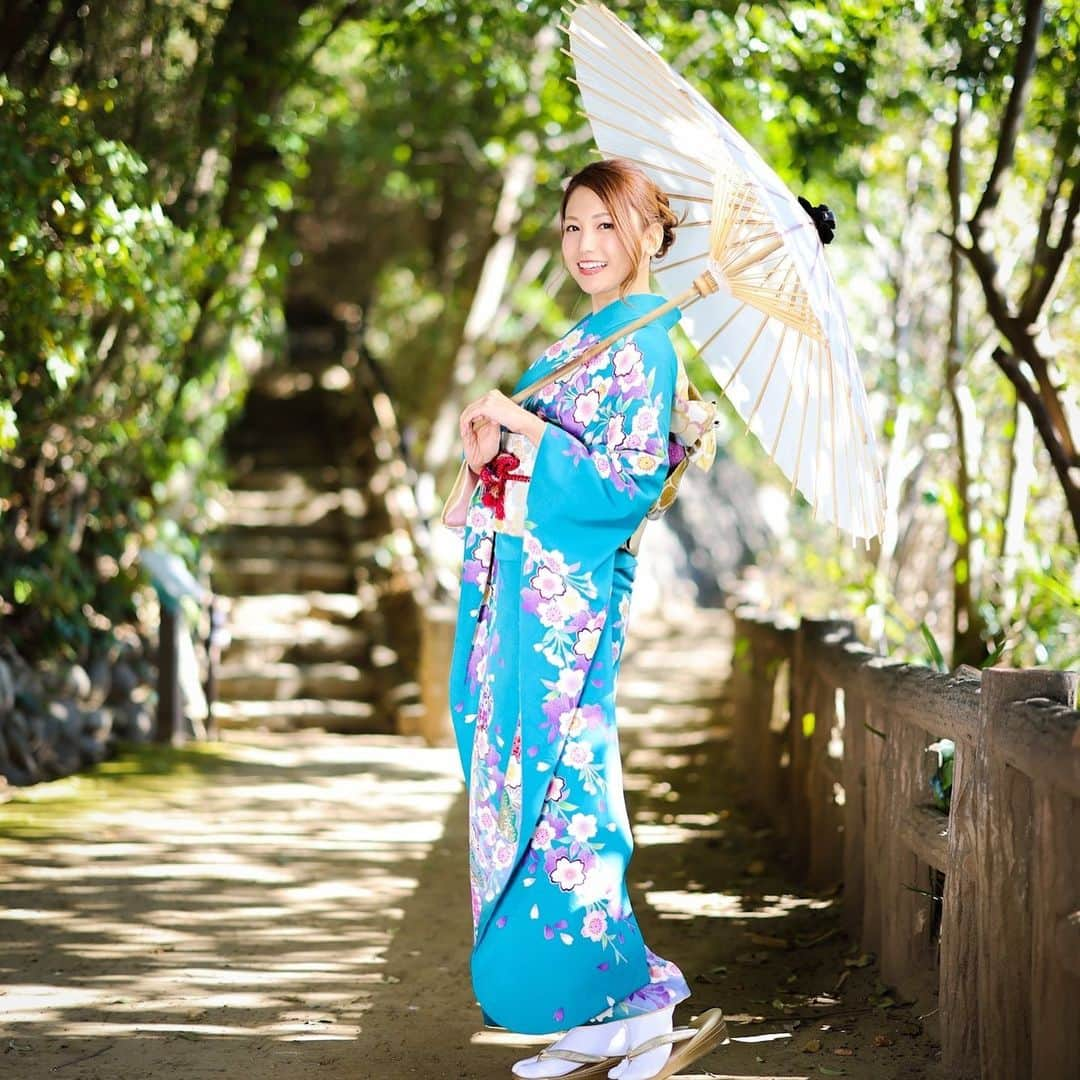 市原彩花さんのインスタグラム写真 - (市原彩花Instagram)「KIMONO👘  お正月着物撮影会🎍 寒い中、来てくれた皆様ありがとうございました☺️ 素敵な写真が多くて、まだまだ載せる予定🥰  今回も撮影会募集開始と同時に満枠となり、キャンセル待ちも多数いらっしゃり、本当にありがたい限りです🥺 まだまだ皆さんに撮りたい‼️と思ってもらえるようなモデルでいれるように頑張ります☺️ またいつかお会いしましょう✨  #kimono#着物#ポートレート#portrait#portraitphotography#撮影会#撮影会モデル#モデル#model#japanesegirl#asianmodel#asiangirl#市原彩花」1月10日 17時53分 - ayaka_ichihara