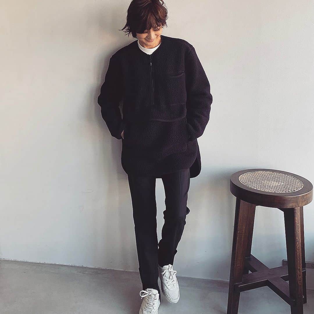 富岡佳子さんのインスタグラム写真 - (富岡佳子Instagram)「#outfit  カンガルーポケットがお気に入りです♡ あとはいつもの格好です…😆」1月11日 13時10分 - yoshikotomioka