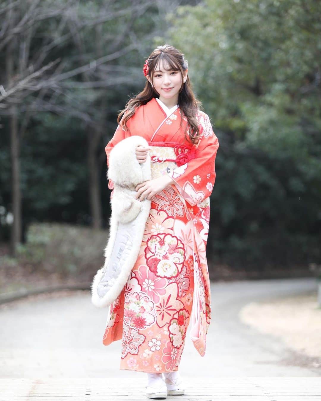 神尾美月のインスタグラム：「遅くなりましたが、新年明けましておめでとうございます🎍🐯」