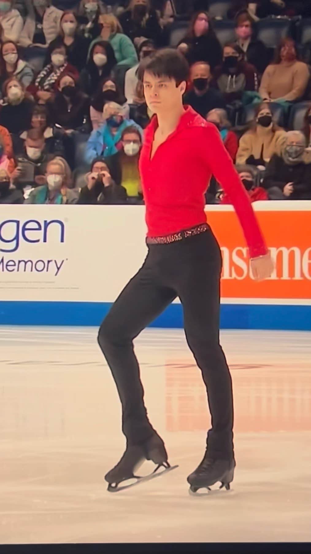 ミーシャ・ジーのインスタグラム：「#SaturdayNightFever #Choreo」